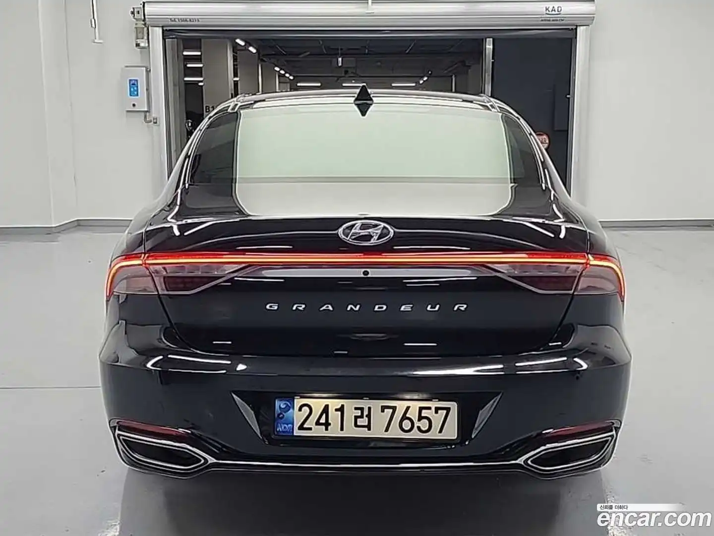 Grandeur Hyundai 2021.11-OUTER-003