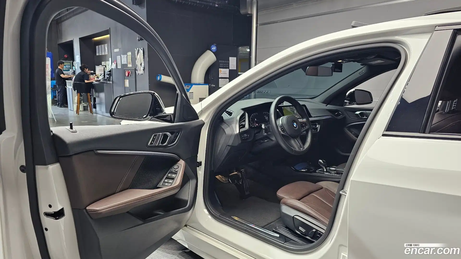 1-Series BMW 2020.9-INNER-010