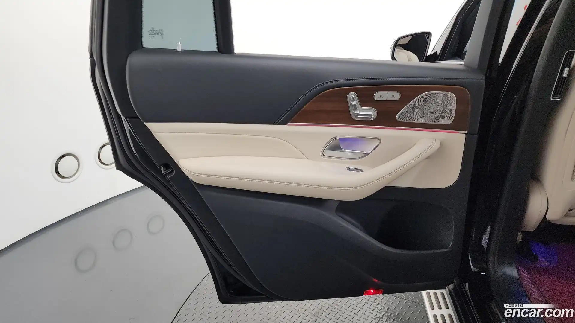 GLS-Class Mercedes-Benz 2021.1-INNER-035