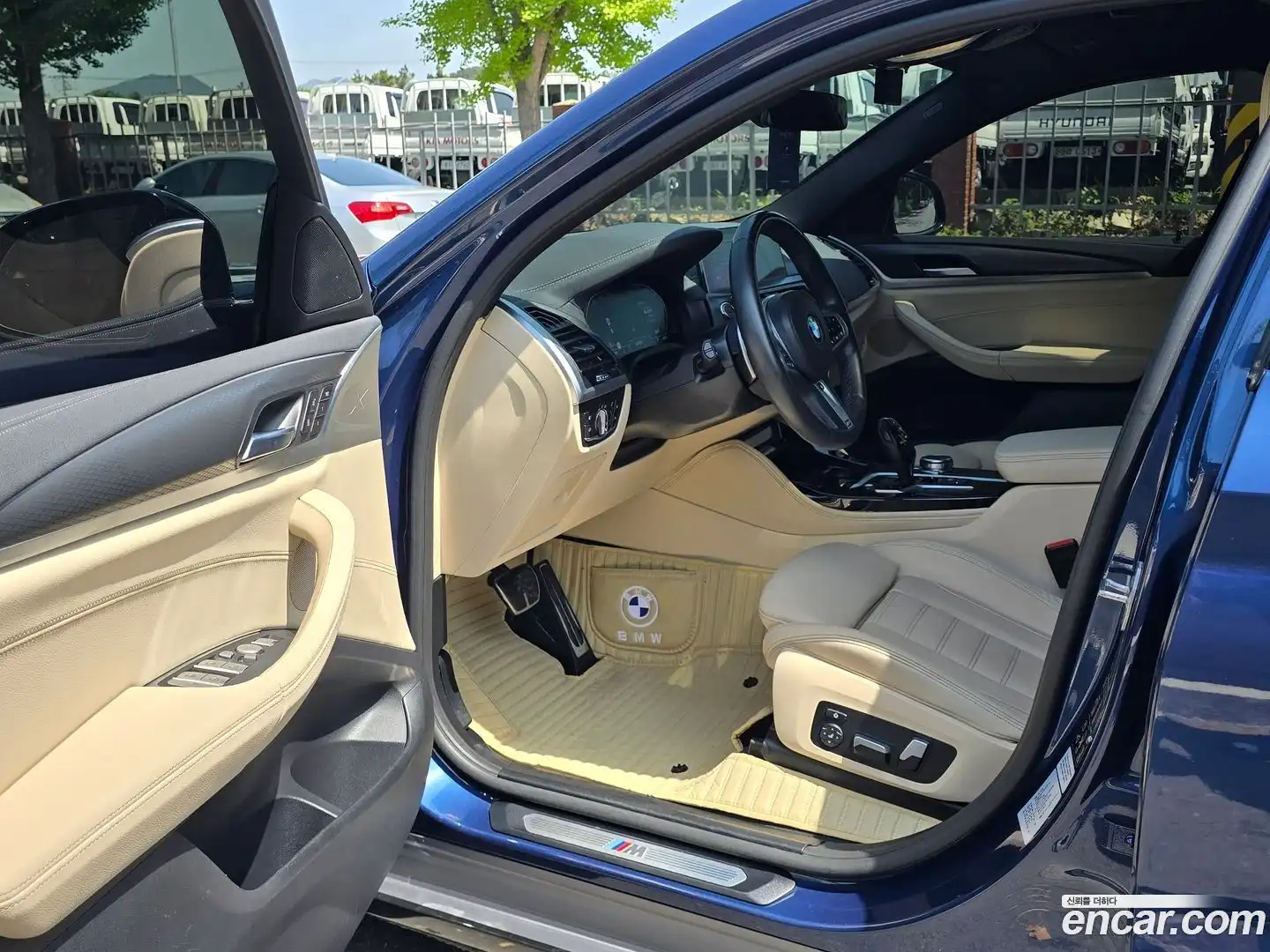 X4 BMW 2020.2-INNER-010