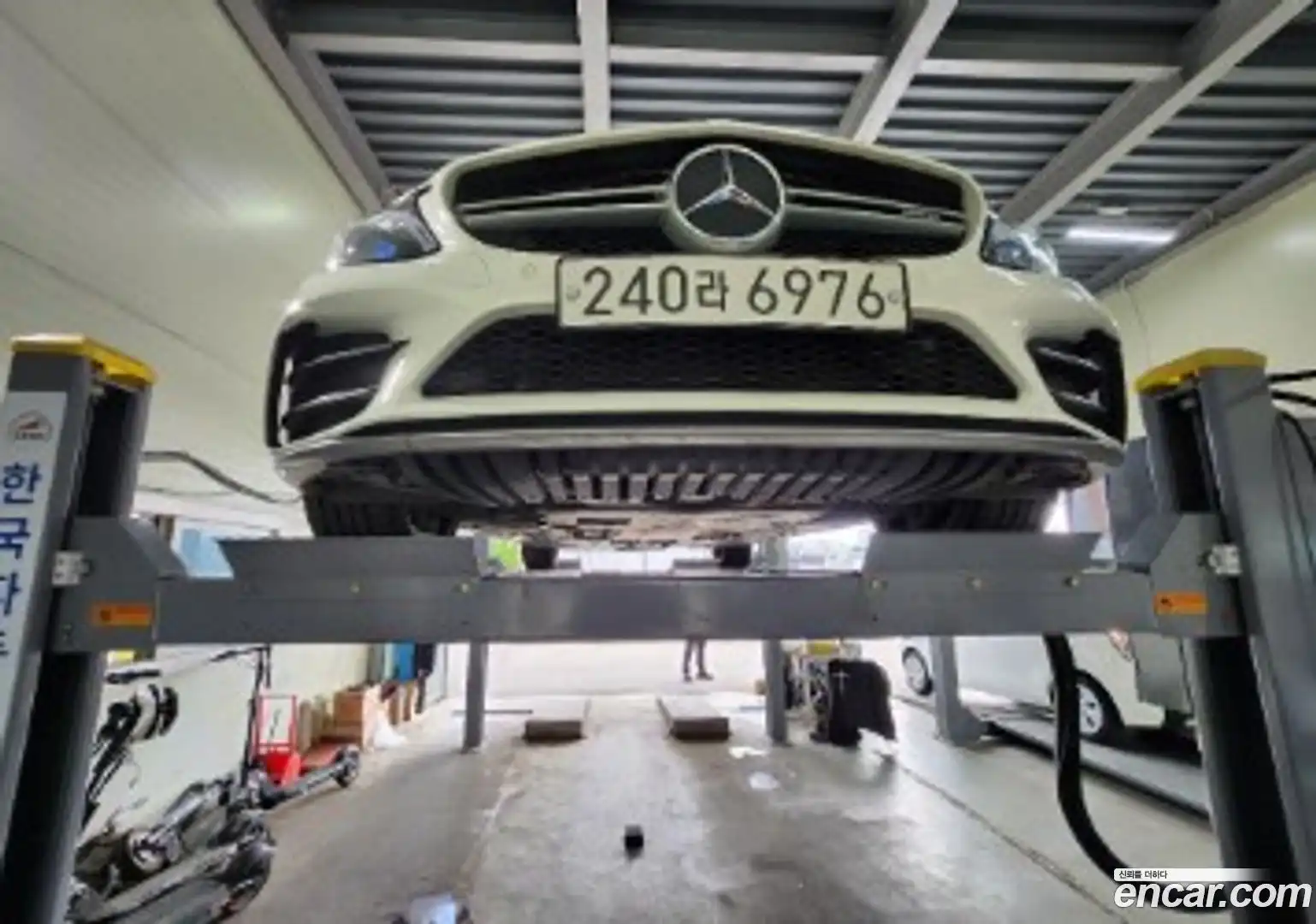 C-Class Mercedes-Benz 2019.11-OUTER-001