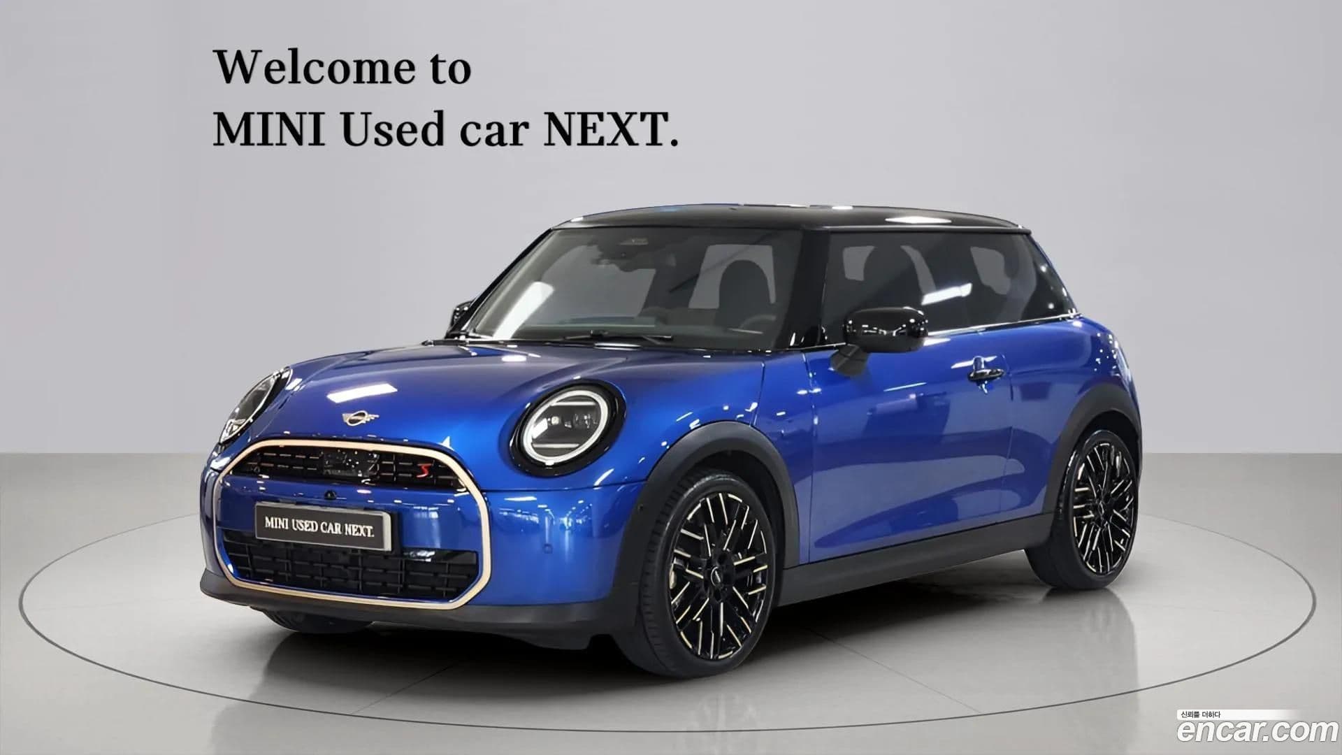 Main__Slider__Photo:Cooper Mini 2025.11-0