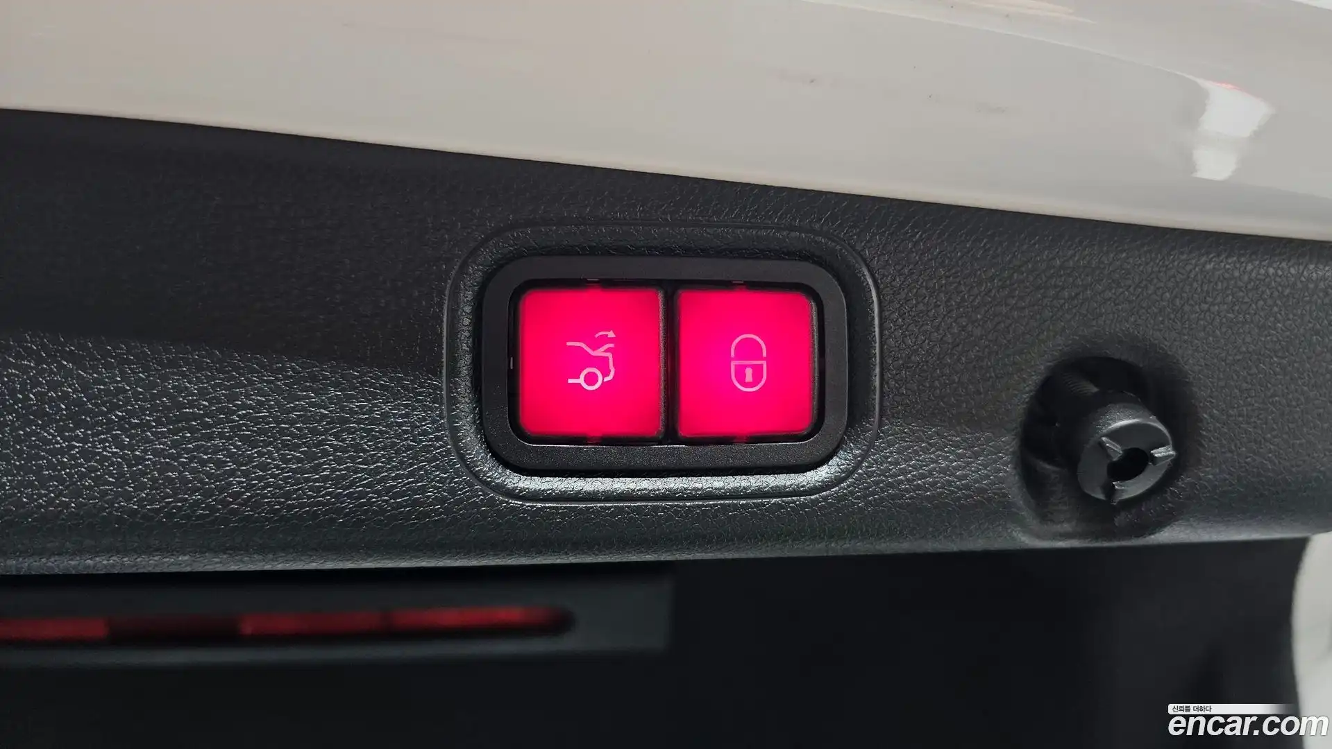 E-Class Mercedes-Benz 2019.7-OPTION-020