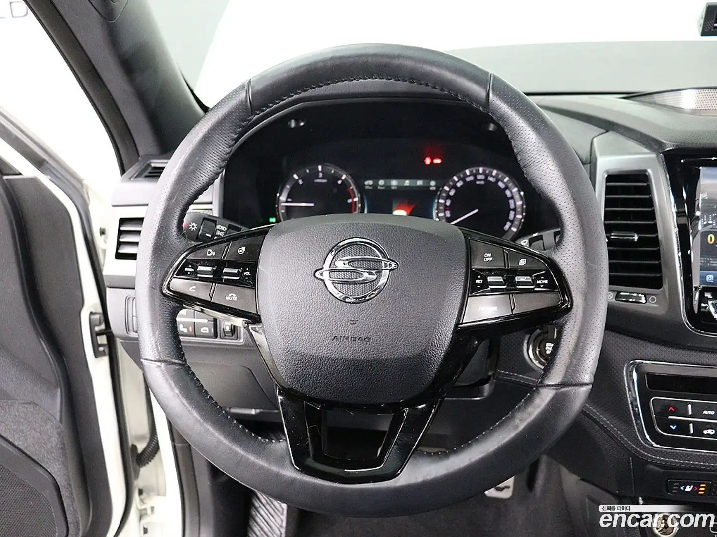 Rexton KG Mobility 2021.4-OPTION-019