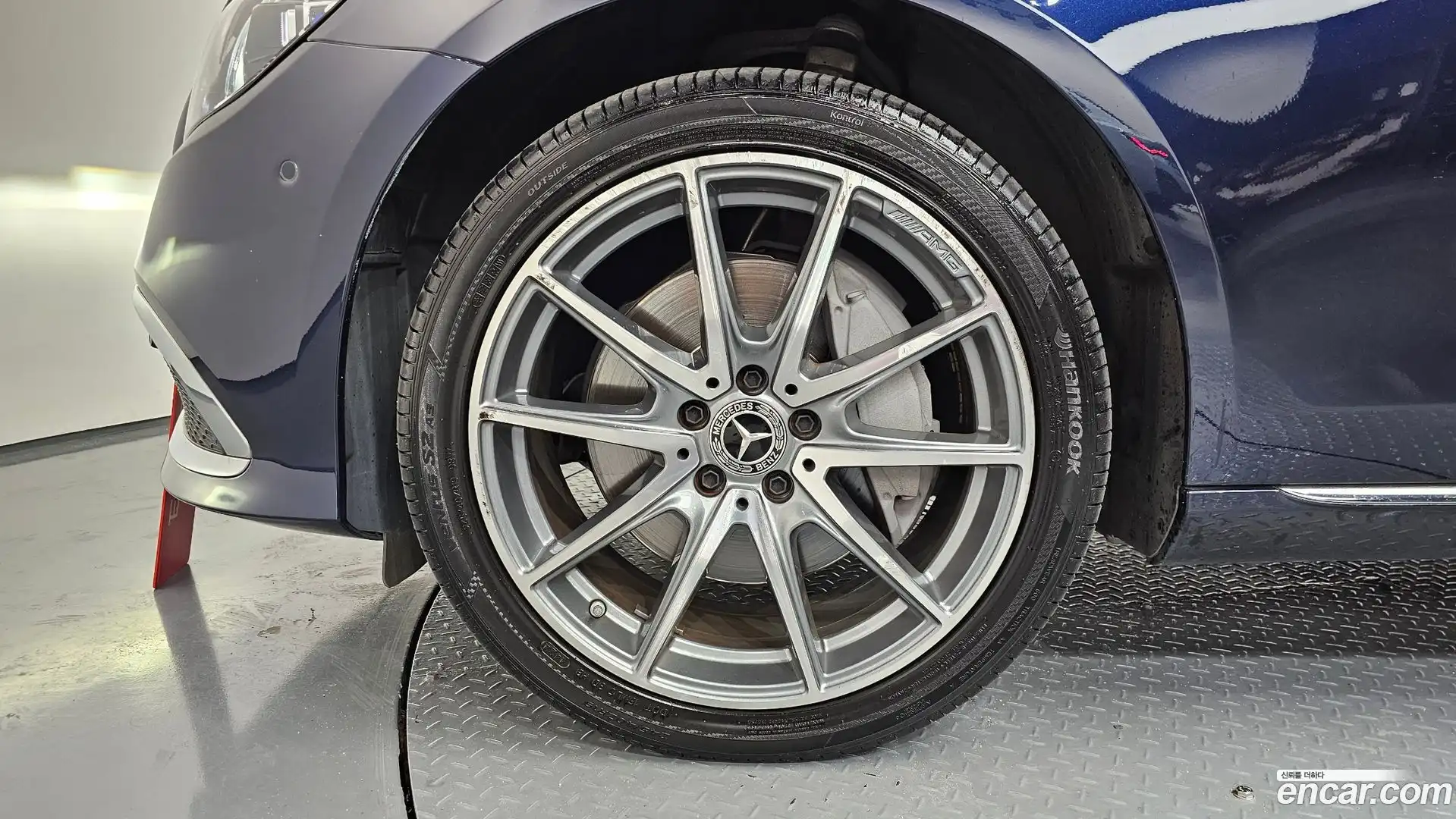 E-Class Mercedes-Benz 2022.2-OUTER-005