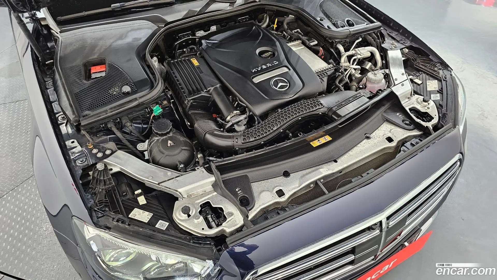 E-Class Mercedes-Benz 2022.2-OUTER-006