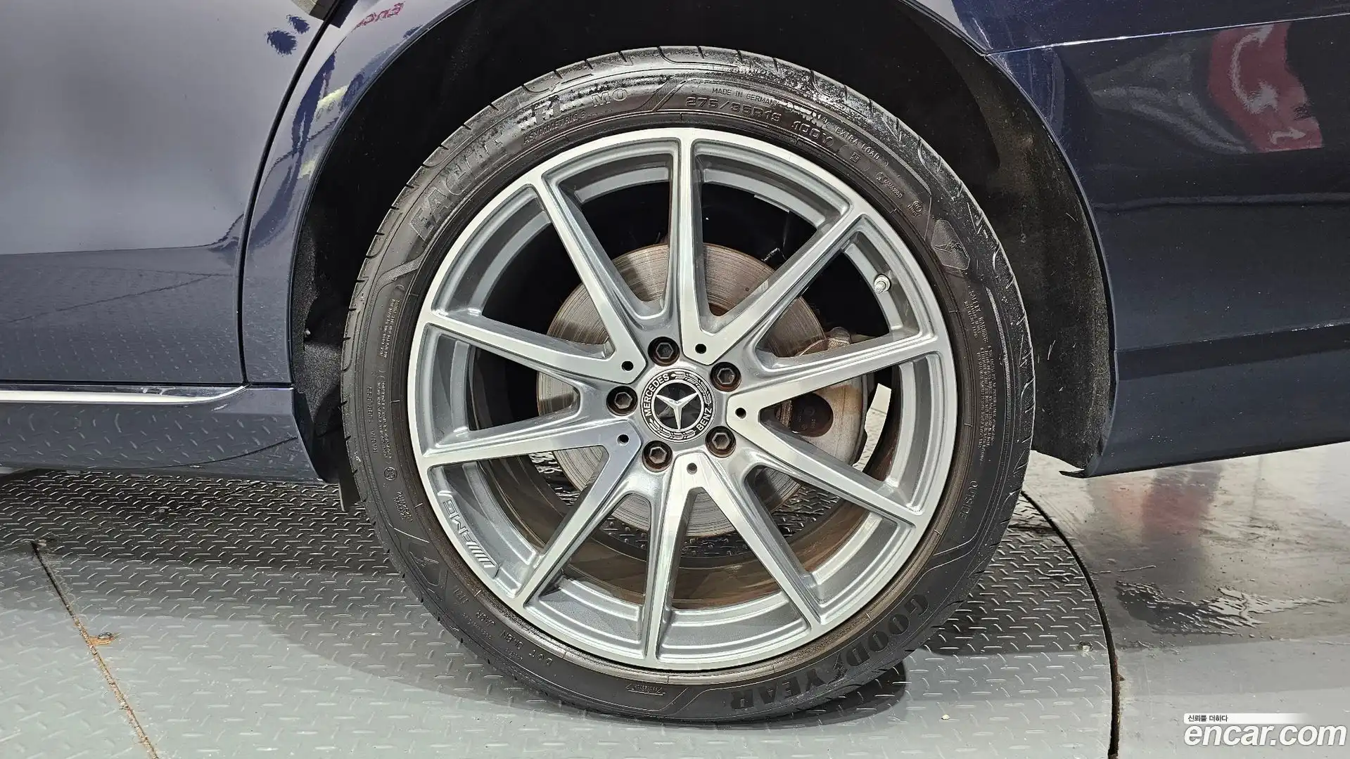 E-Class Mercedes-Benz 2022.2-OUTER-031