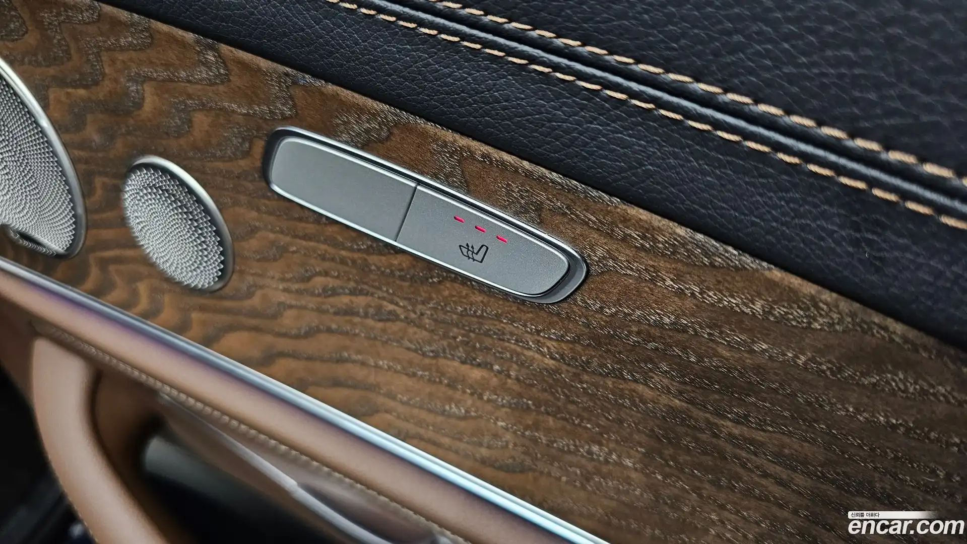 E-Class Mercedes-Benz 2022.2-OPTION-043