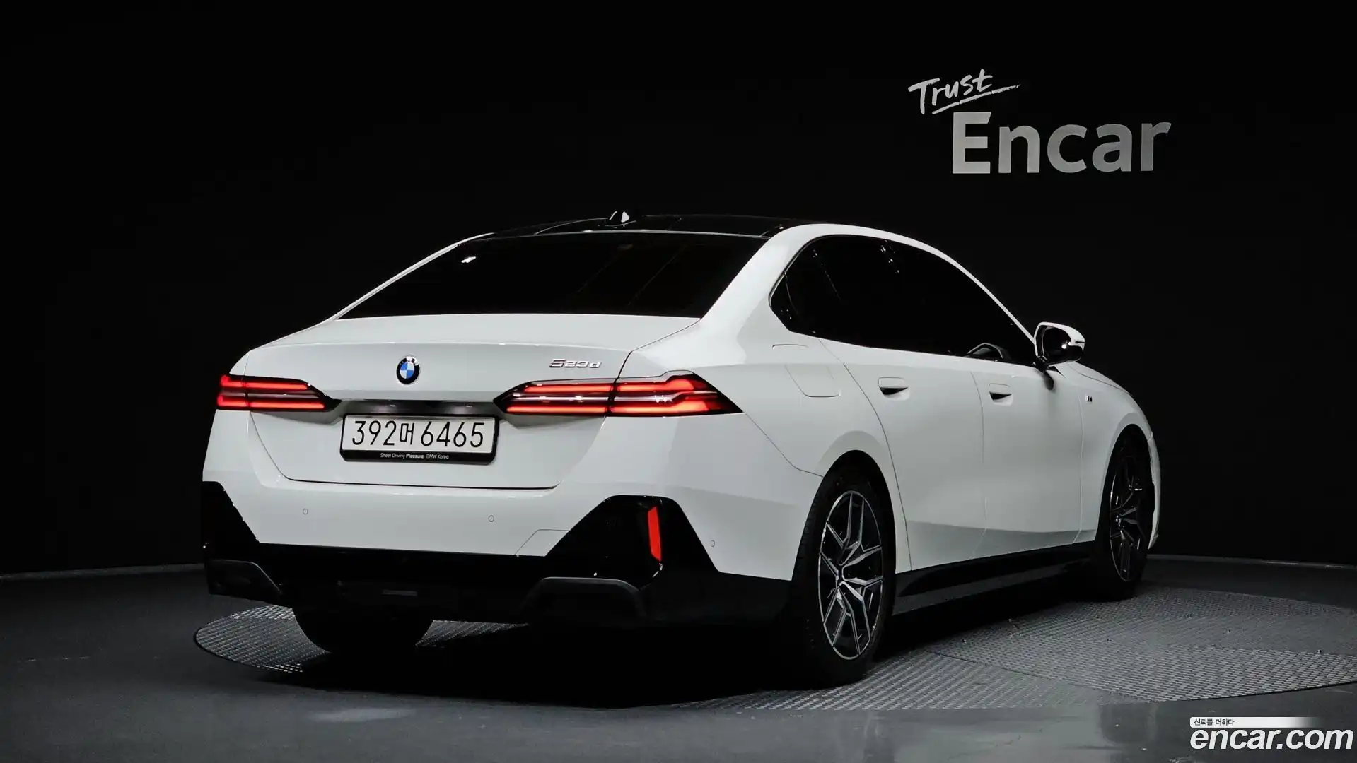 5-Series BMW 2025.5-OUTER-002