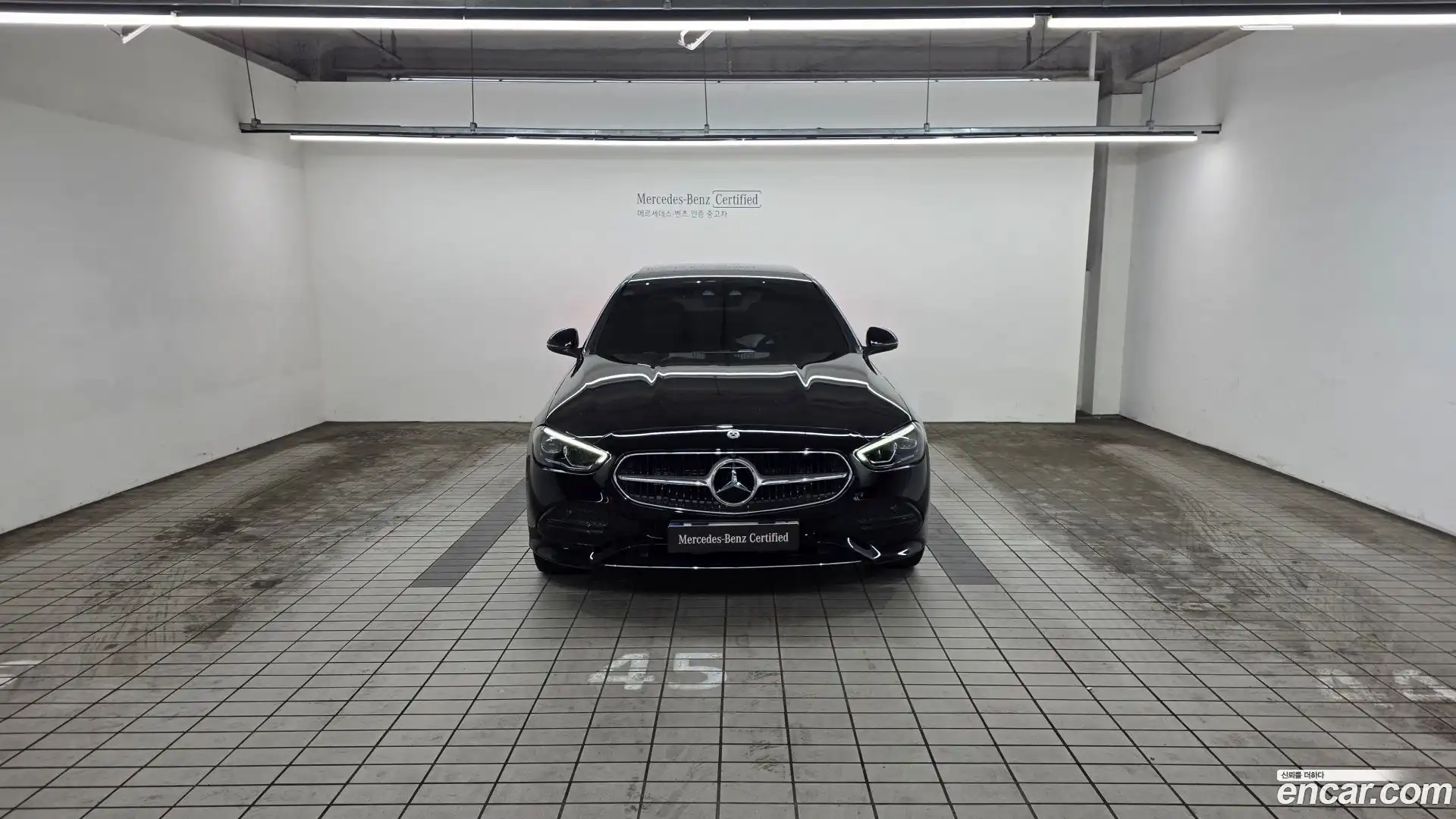C-Class Mercedes-Benz 2023.10-OUTER-003