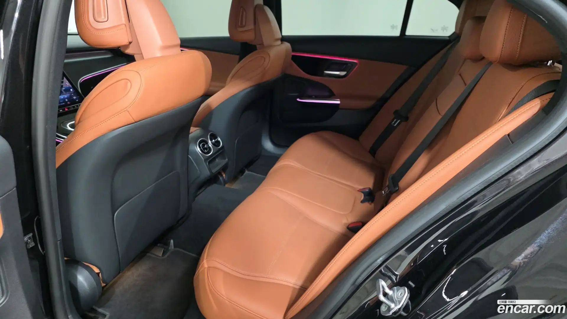 C-Class Mercedes-Benz 2023.10-INNER-010