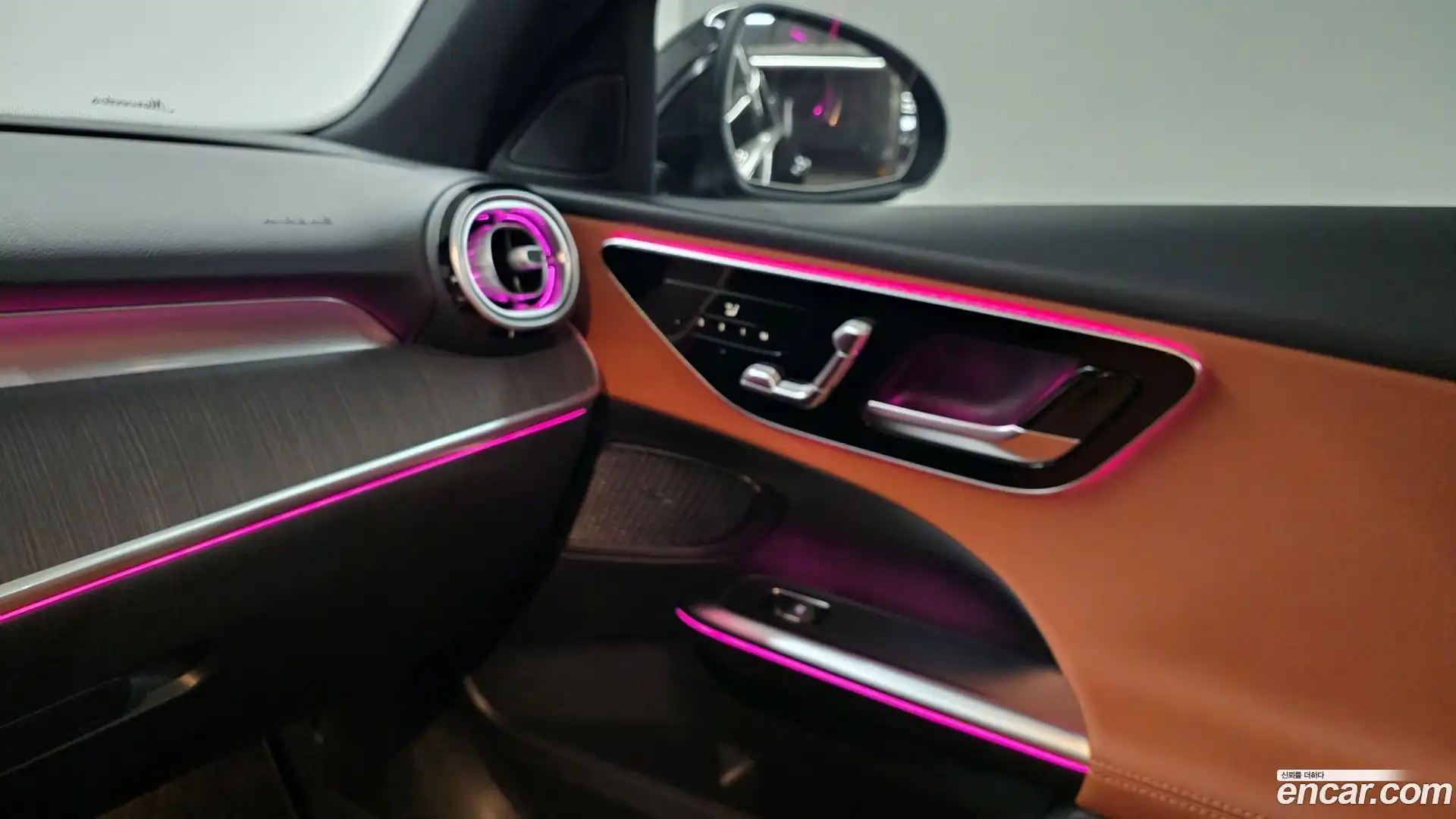 C-Class Mercedes-Benz 2023.10-OPTION-017