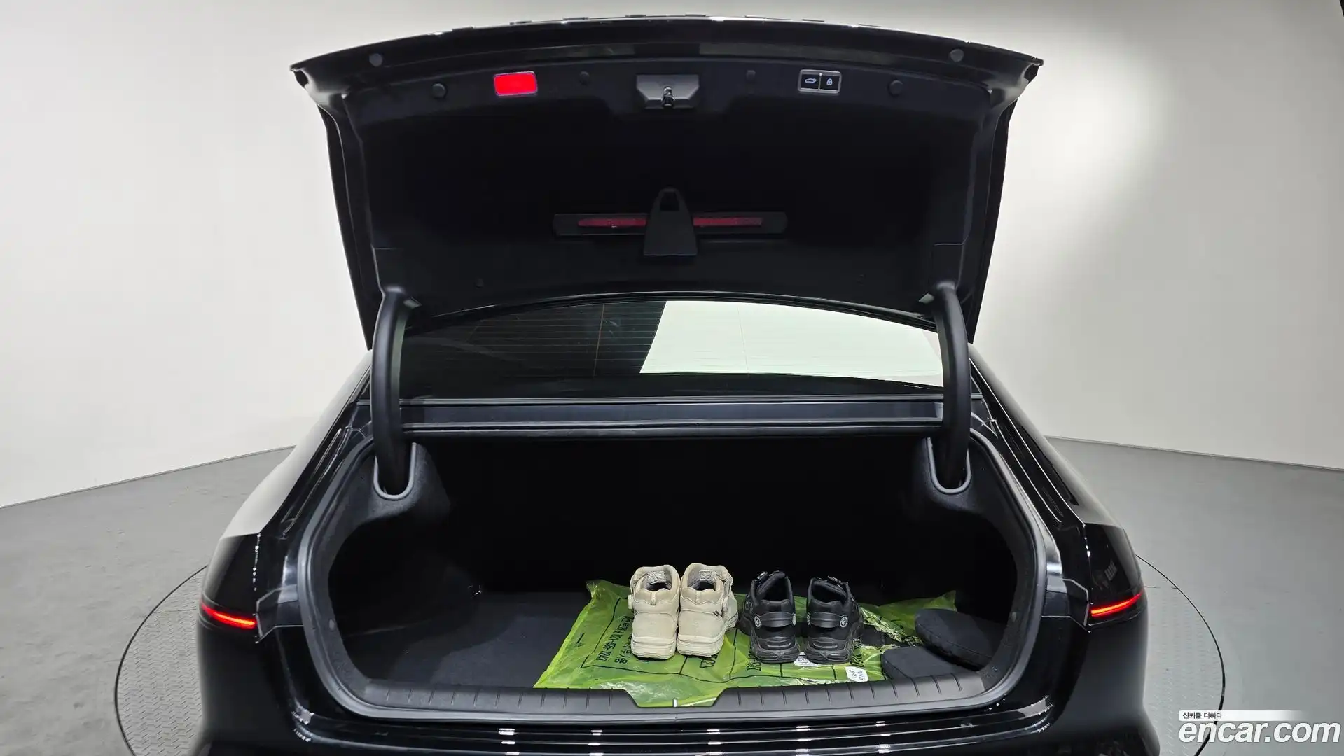 Grandeur Hyundai 2025.7-OPTION-023