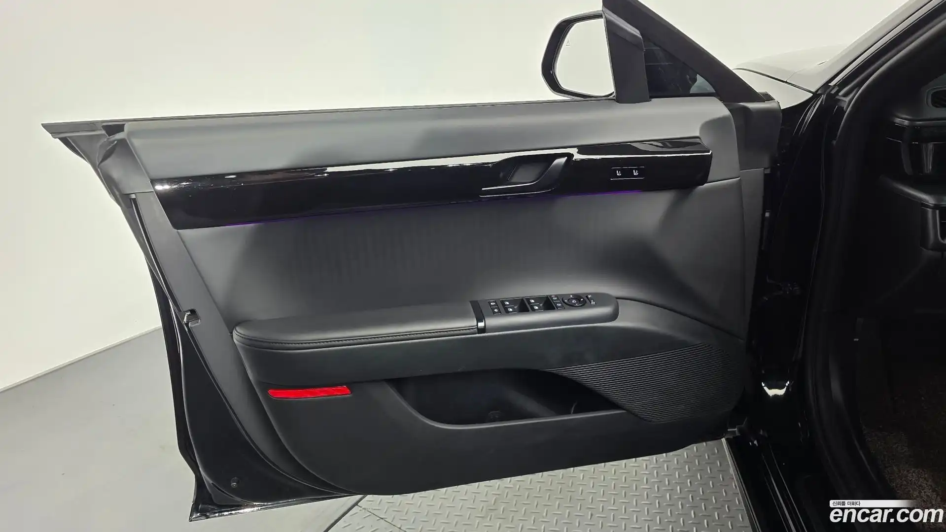 Grandeur Hyundai 2025.7-INNER-034