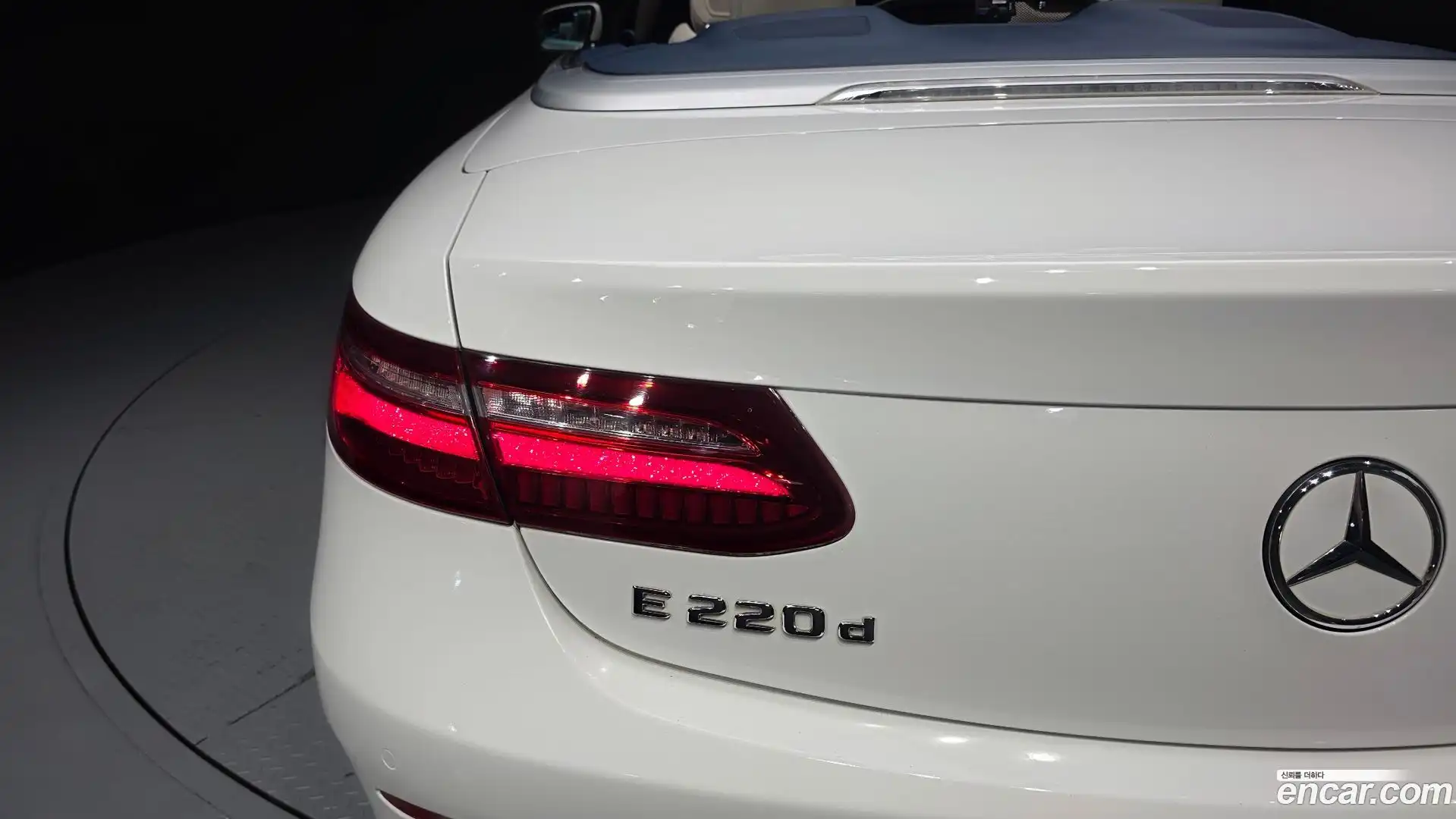 E-Class Mercedes-Benz 2018.10-OUTER-033