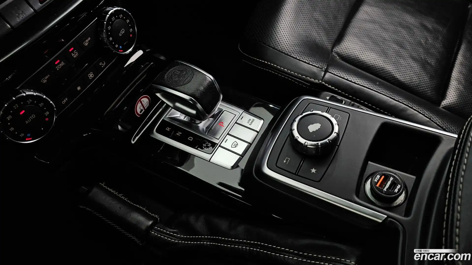 G-Class Mercedes-Benz 2017.2-INNER-009