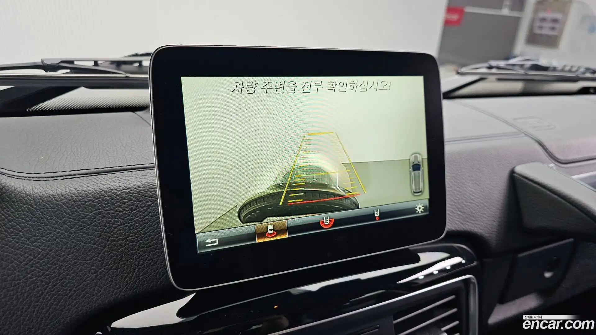 G-Class Mercedes-Benz 2017.2-OPTION-018
