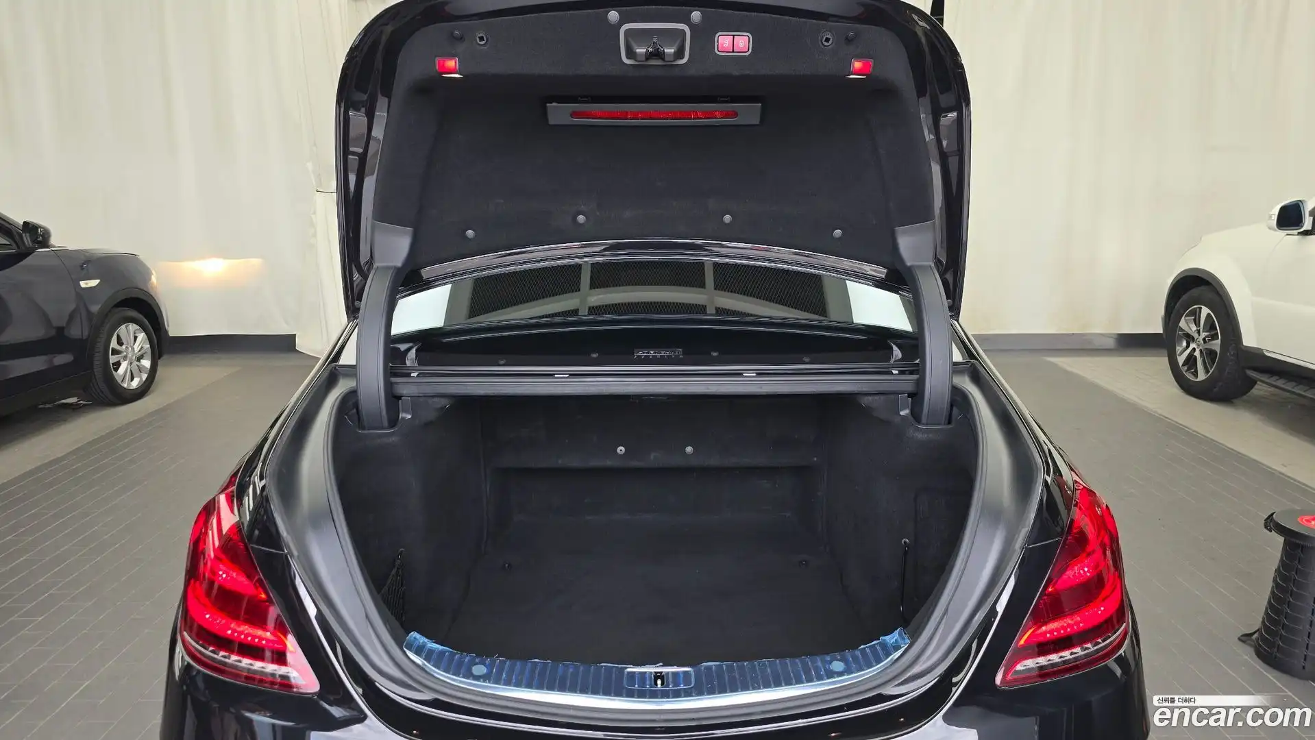 S-Class Mercedes-Benz 2019.3-OPTION-024