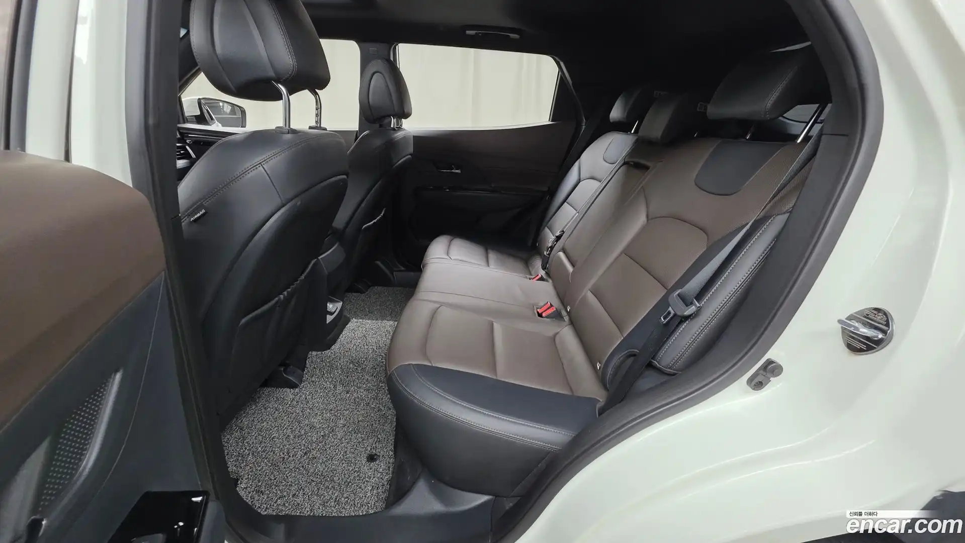 KORANDO KG Mobility 2019.2-OPTION-016
