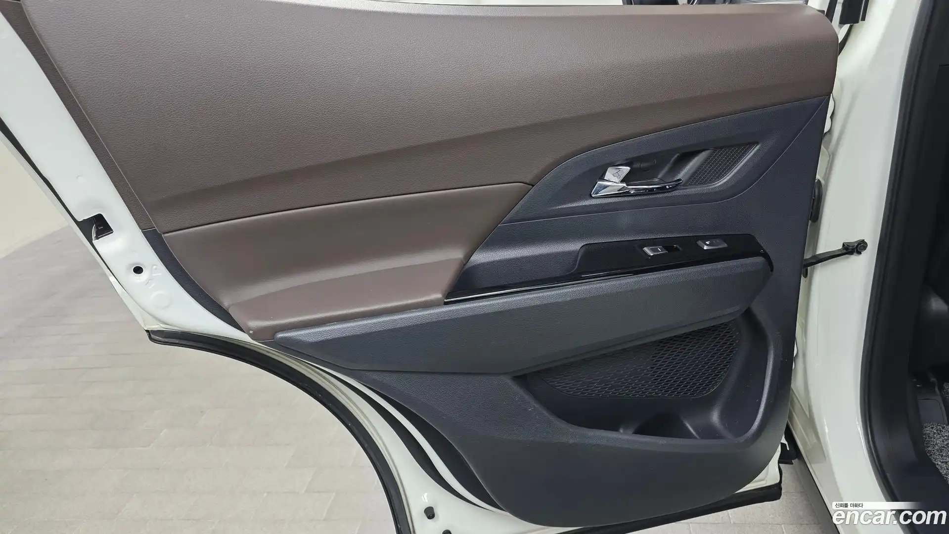 KORANDO KG Mobility 2019.2-INNER-035