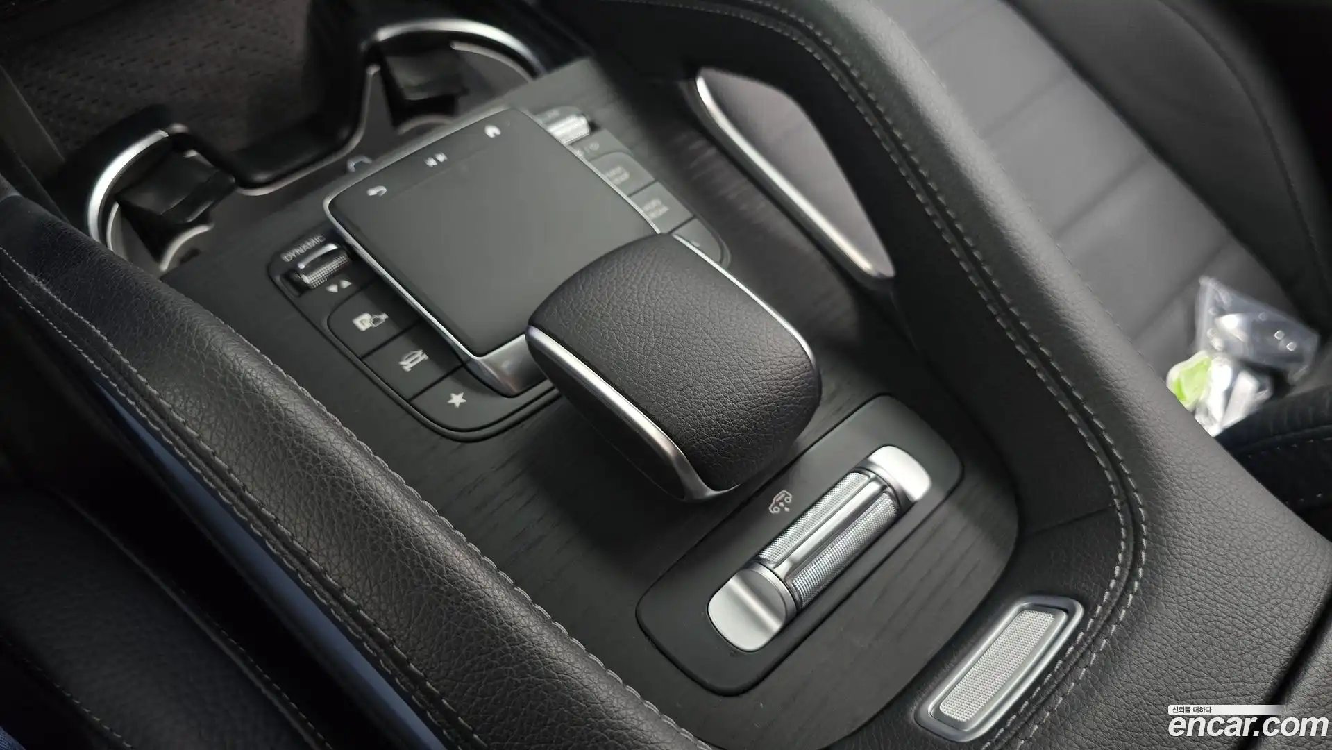 GLE-Class Mercedes-Benz 2024.3-OPTION-045