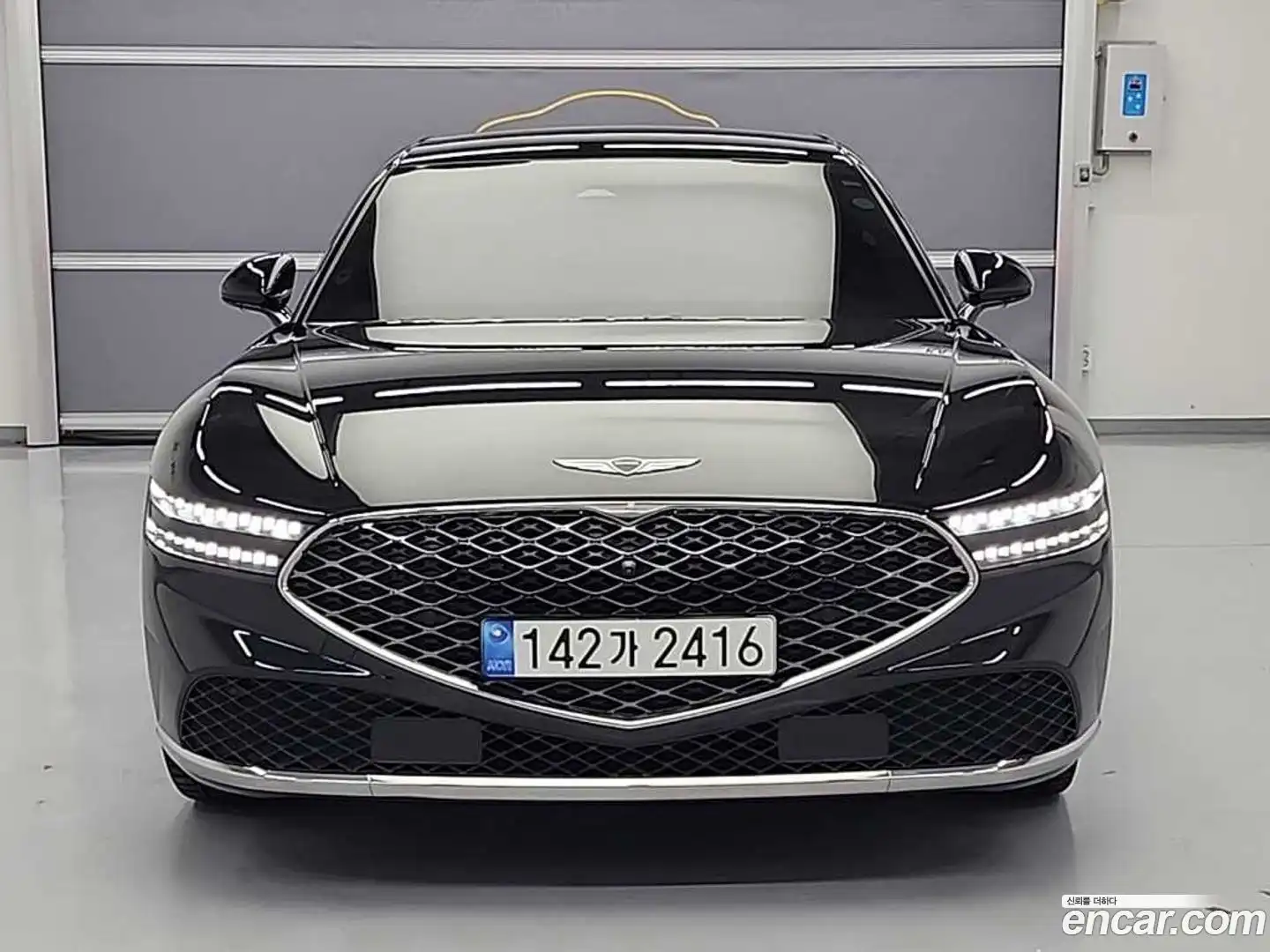 G90 Genesis 2022.9-OUTER-002
