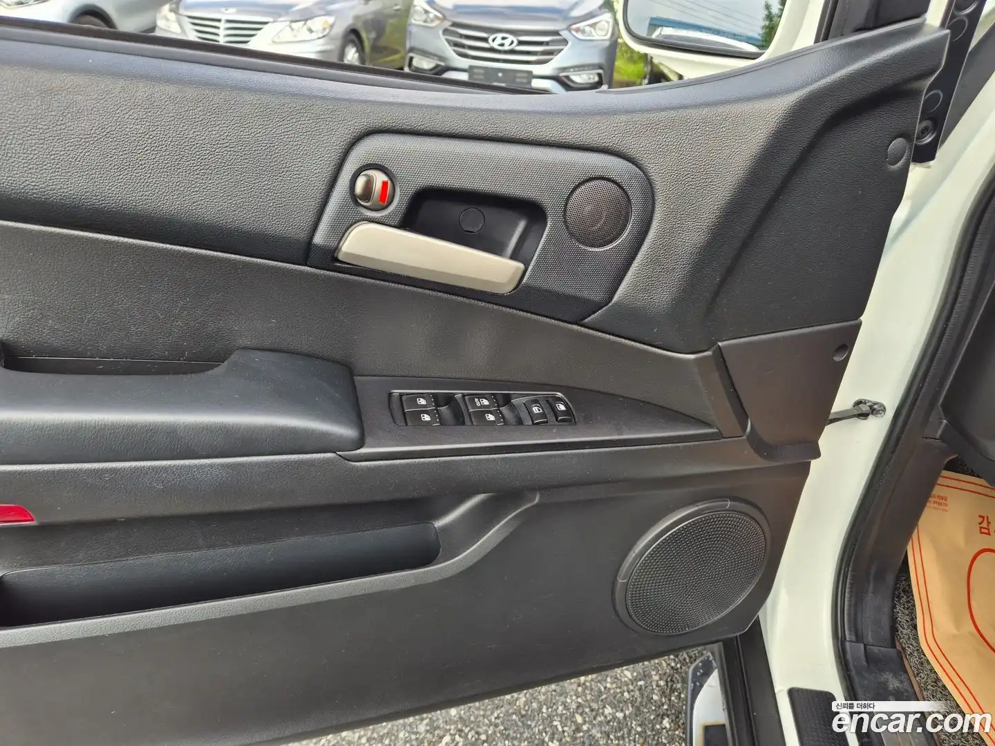KORANDO KG Mobility 2016.8-OPTION-018