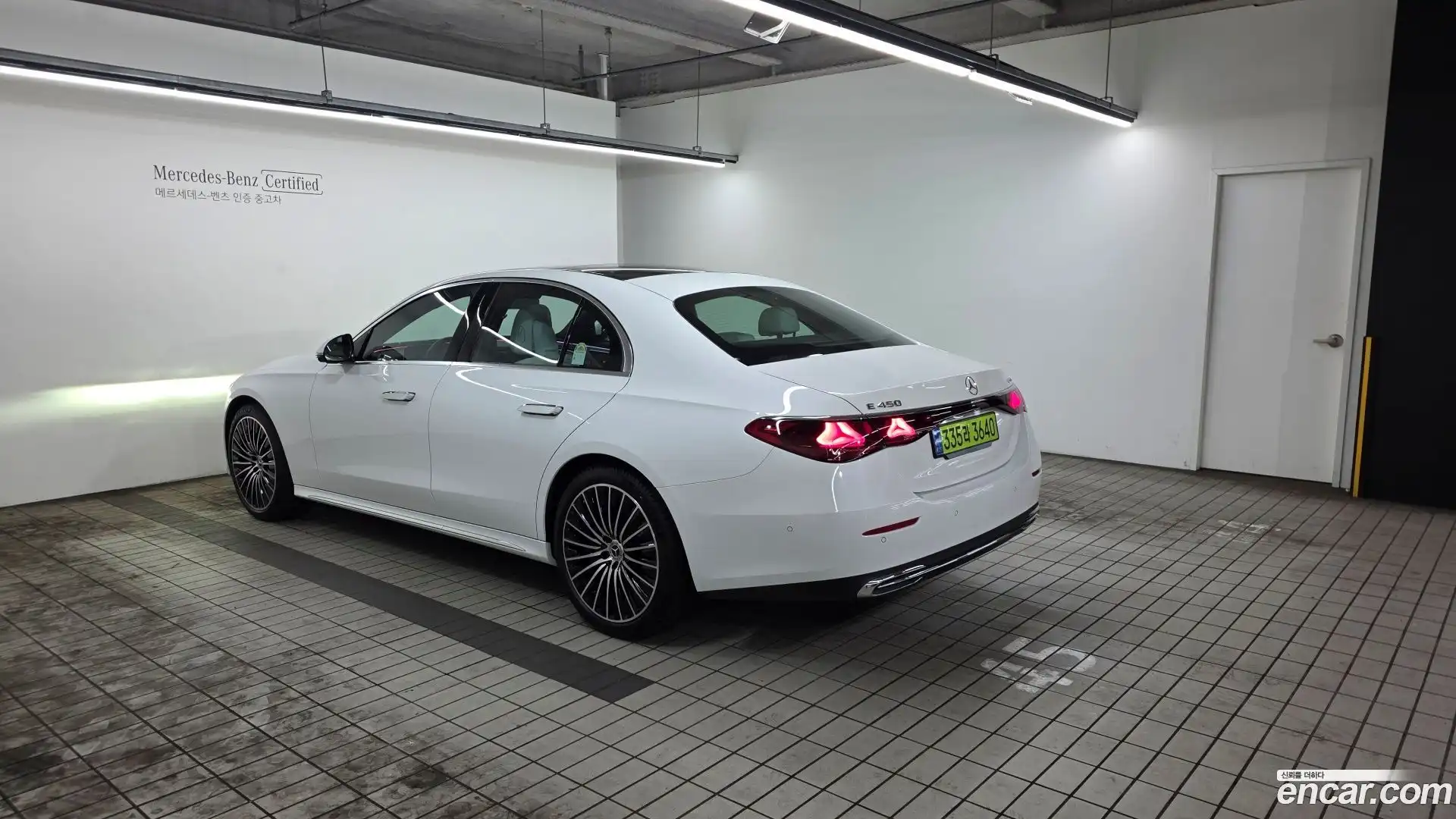 E-Class Mercedes-Benz 2025.6-OUTER-002