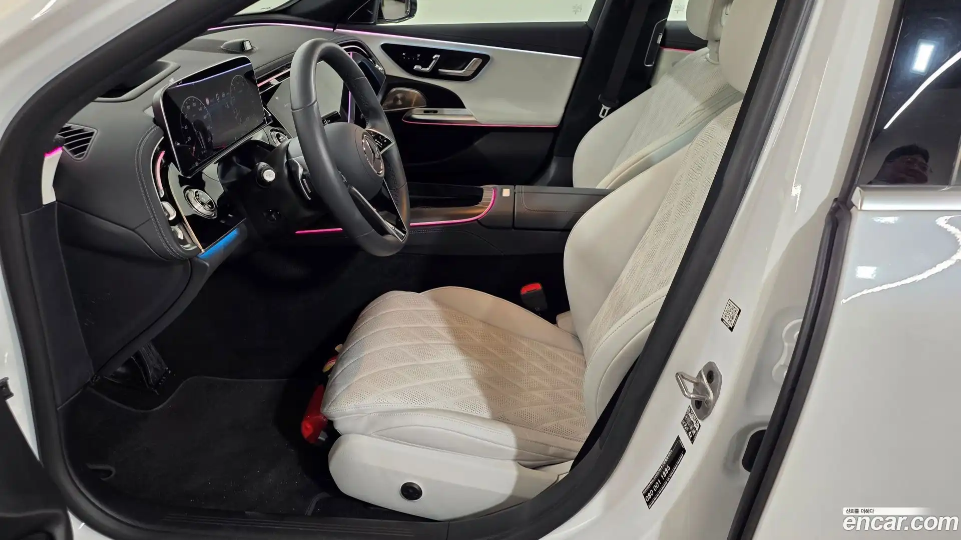 E-Class Mercedes-Benz 2025.6-OPTION-018
