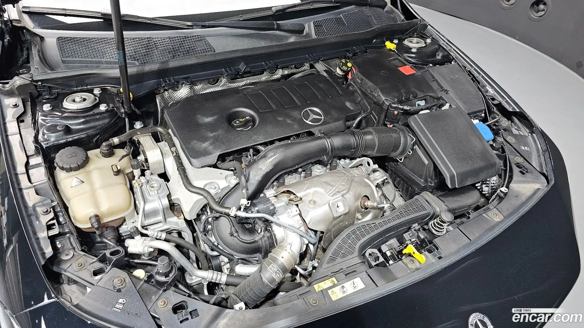 CLA-Class Mercedes-Benz 2021.6-OUTER-006