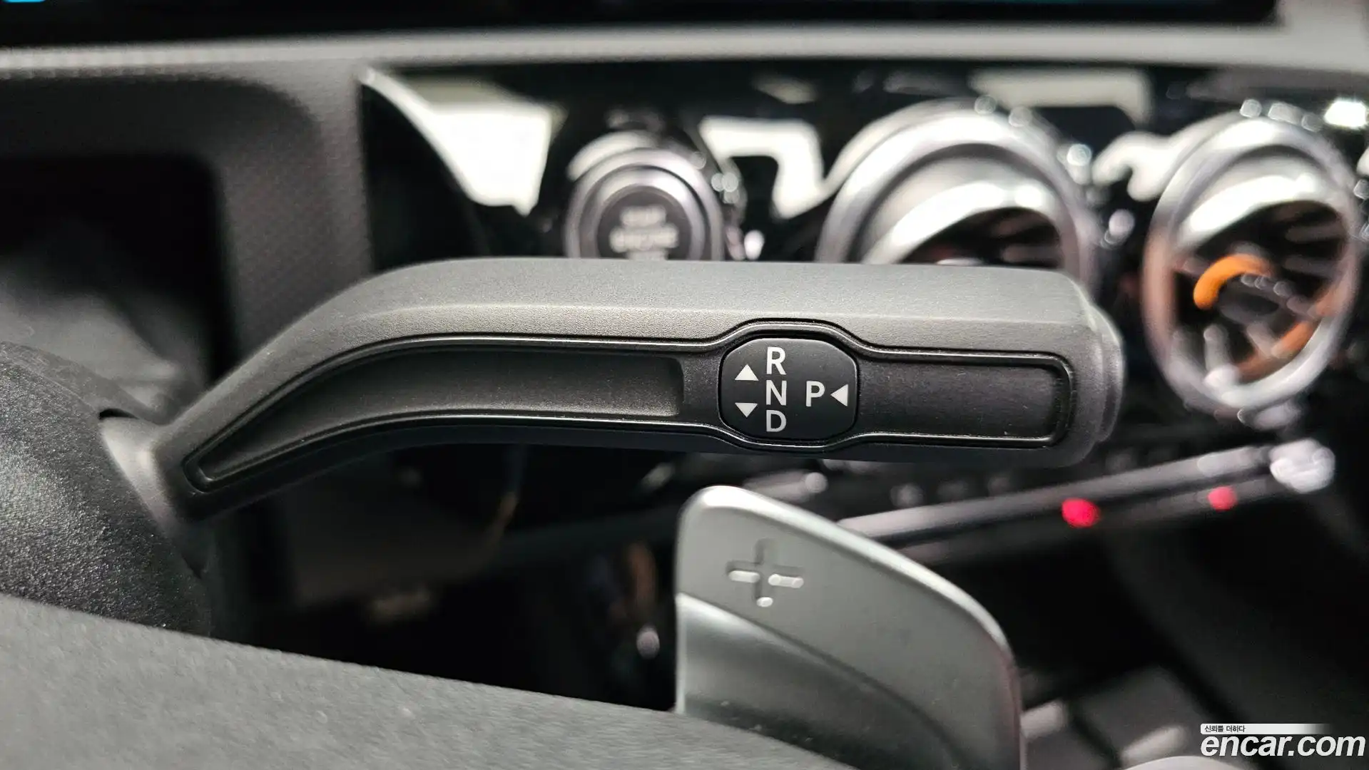 CLA-Class Mercedes-Benz 2021.6-INNER-009