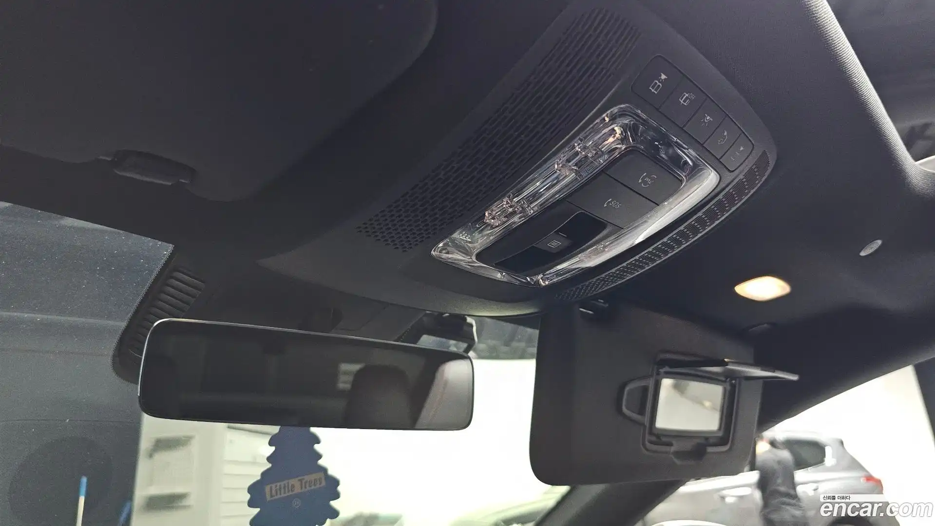 CLA-Class Mercedes-Benz 2021.6-OPTION-022