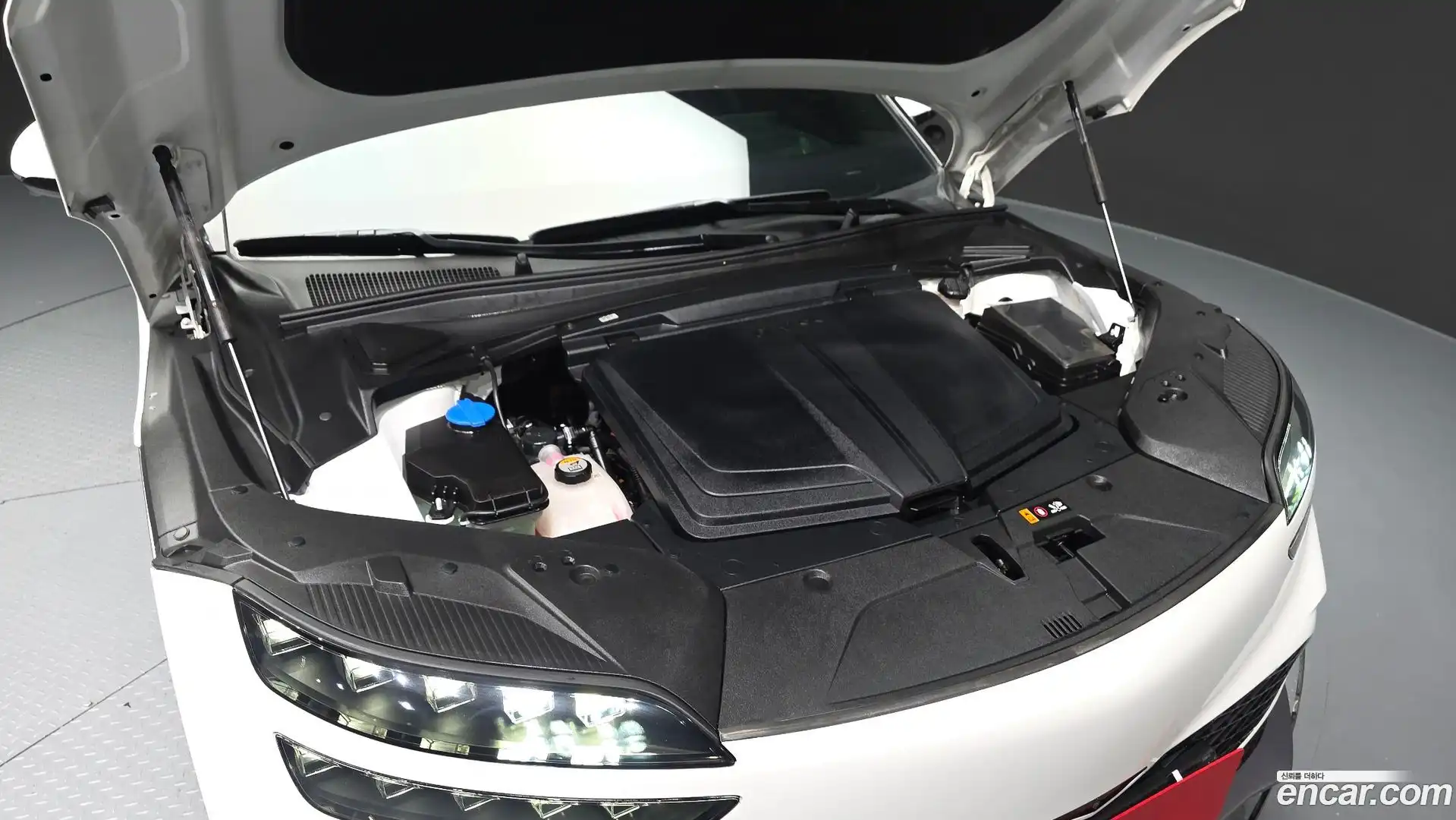 GV60 Genesis 2022.6-OUTER-006
