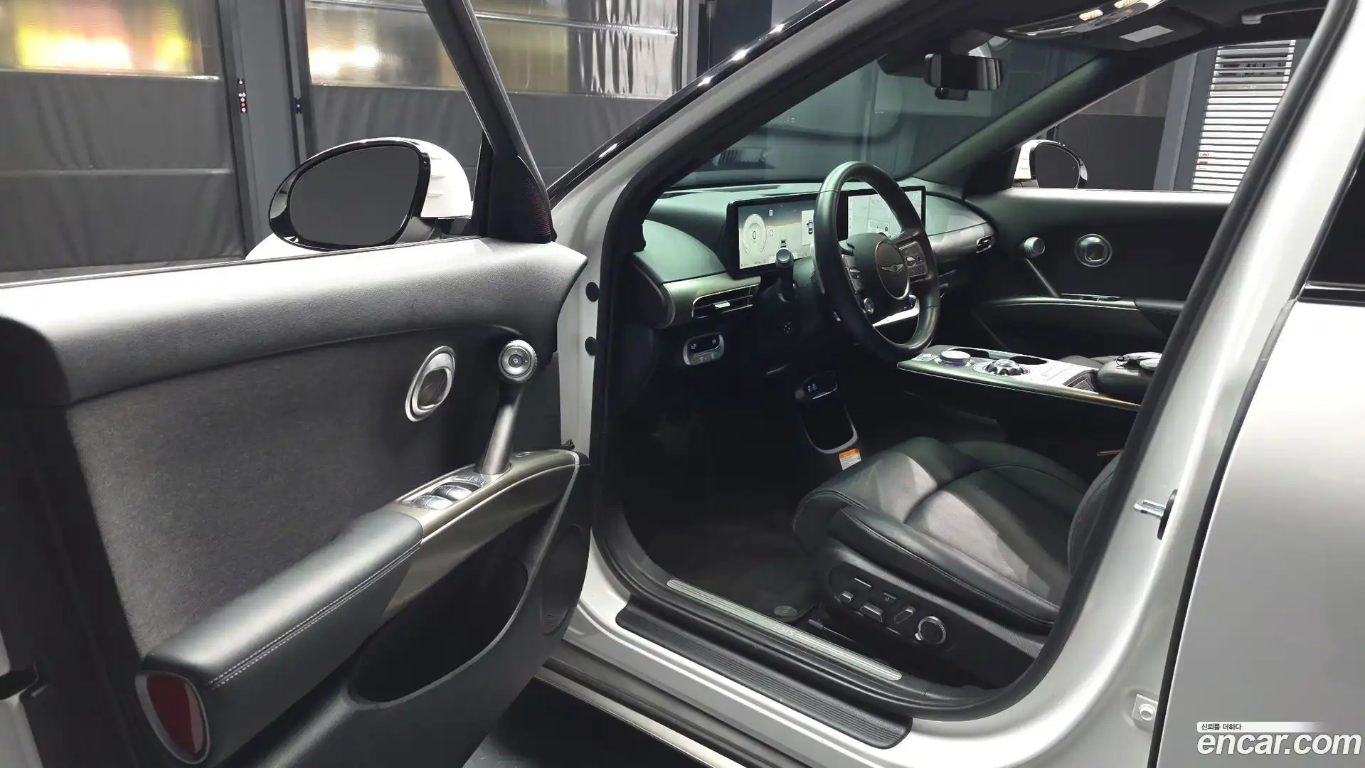 GV60 Genesis 2022.6-INNER-010