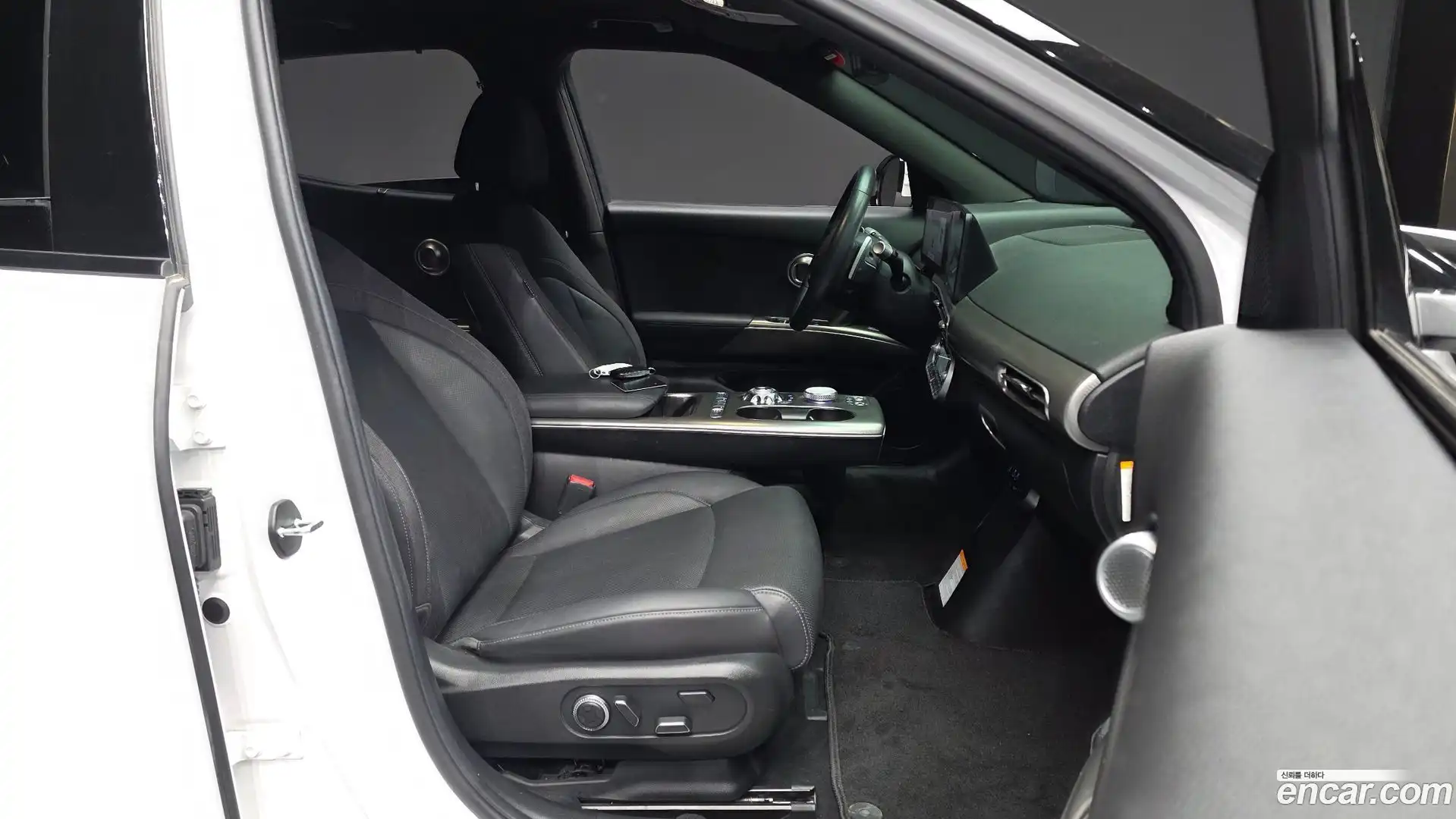 GV60 Genesis 2022.6-OPTION-015