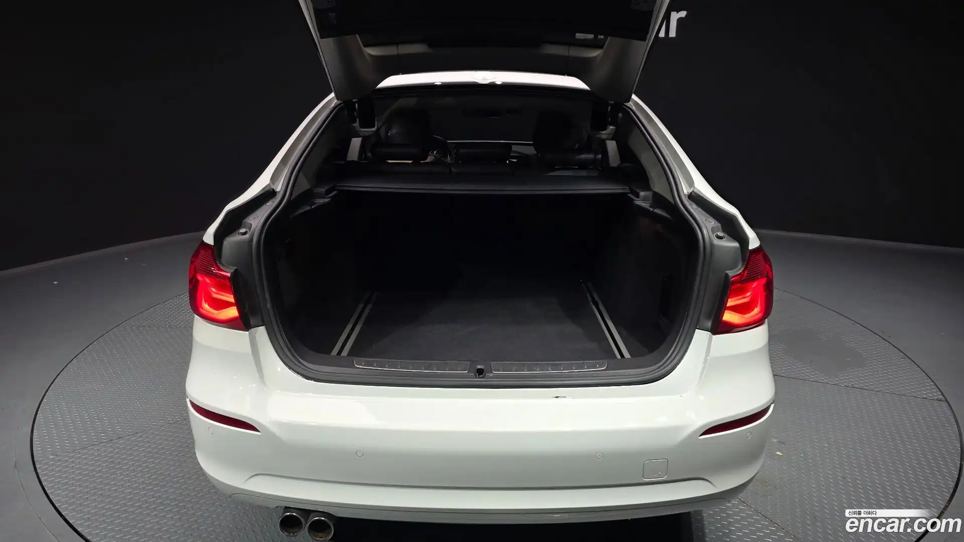 Gran Turismo BMW 2017.8-OPTION-024
