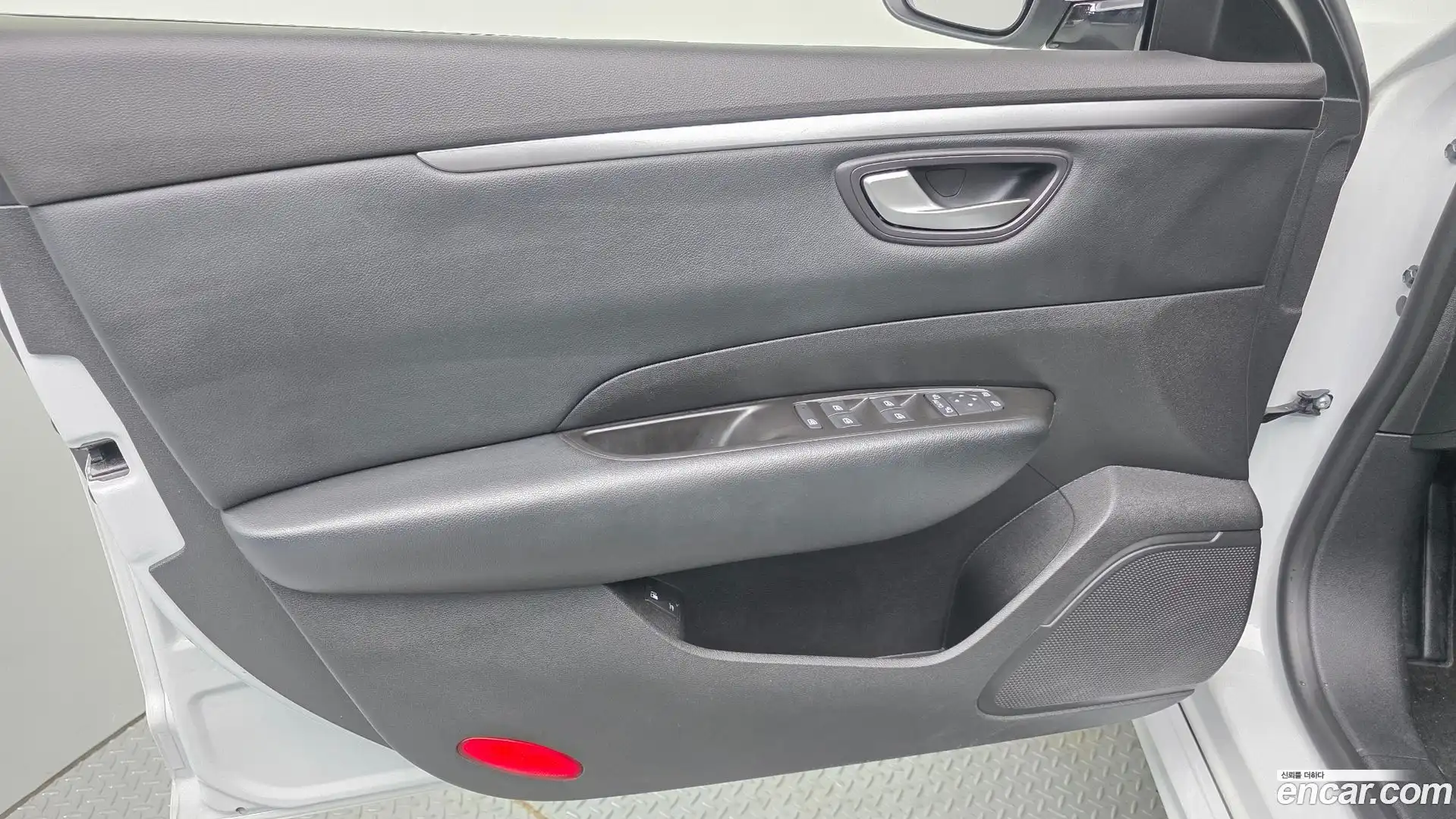SM6 Renault Korea 2022.7-INNER-034