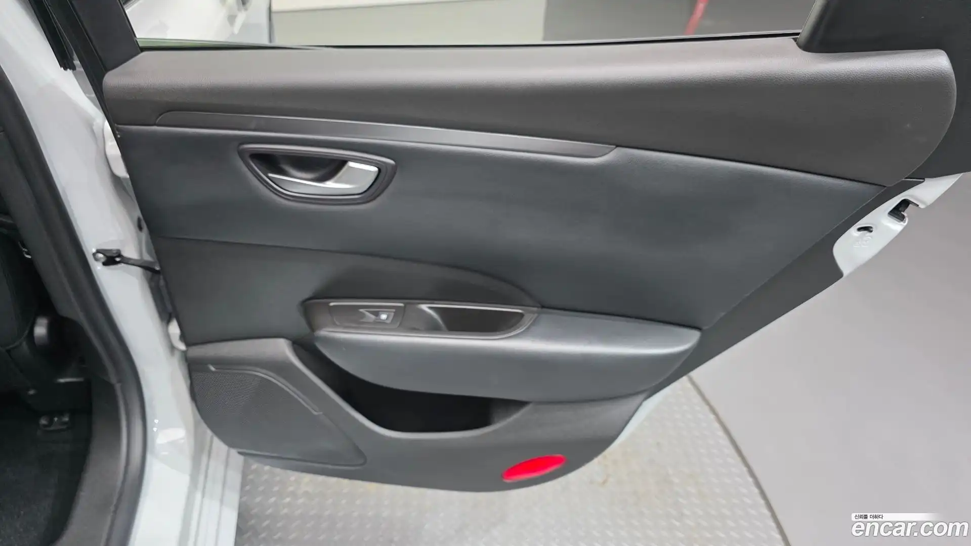 SM6 Renault Korea 2022.7-INNER-035