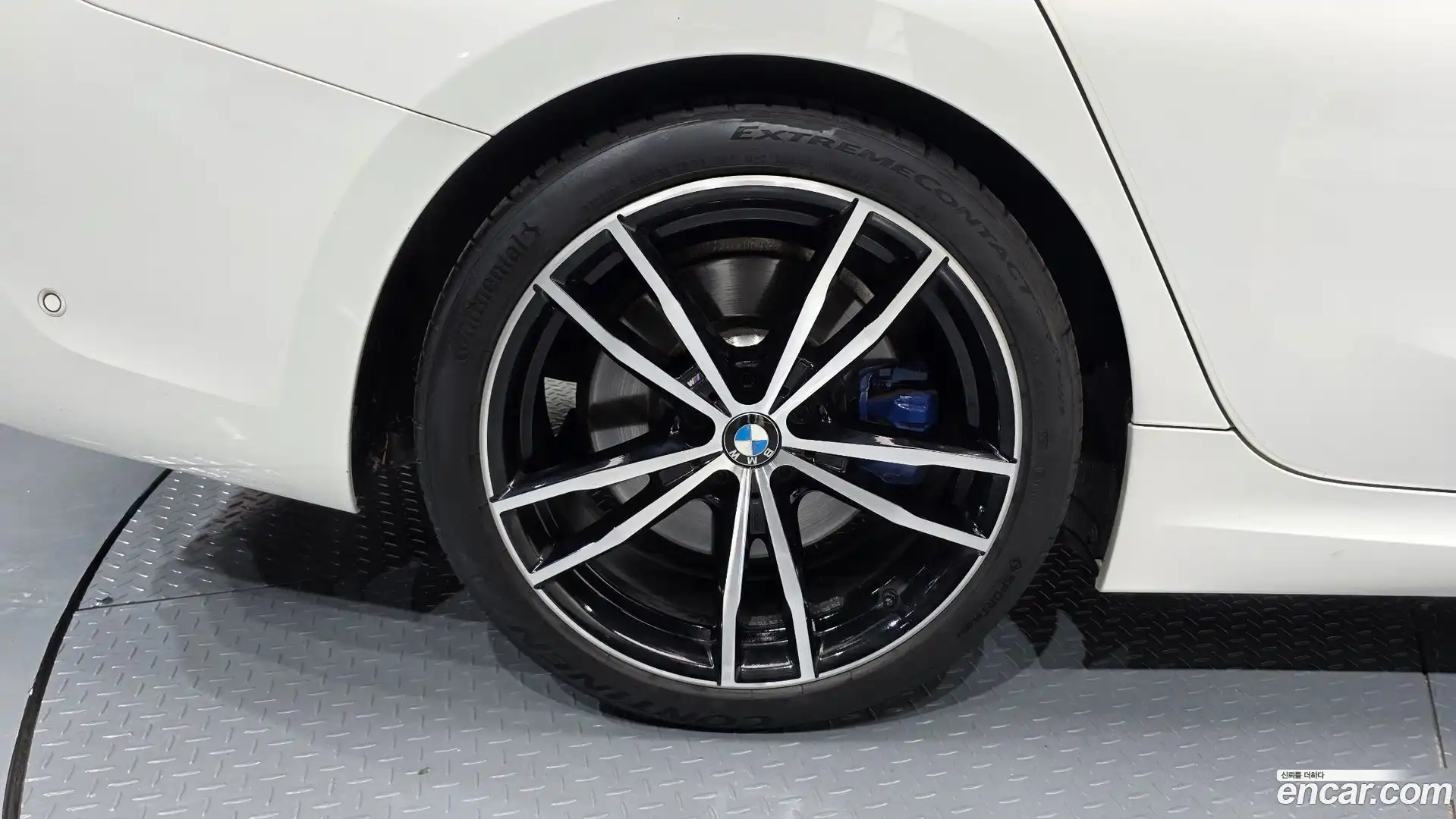 3-Series BMW 2022.3-OUTER-005