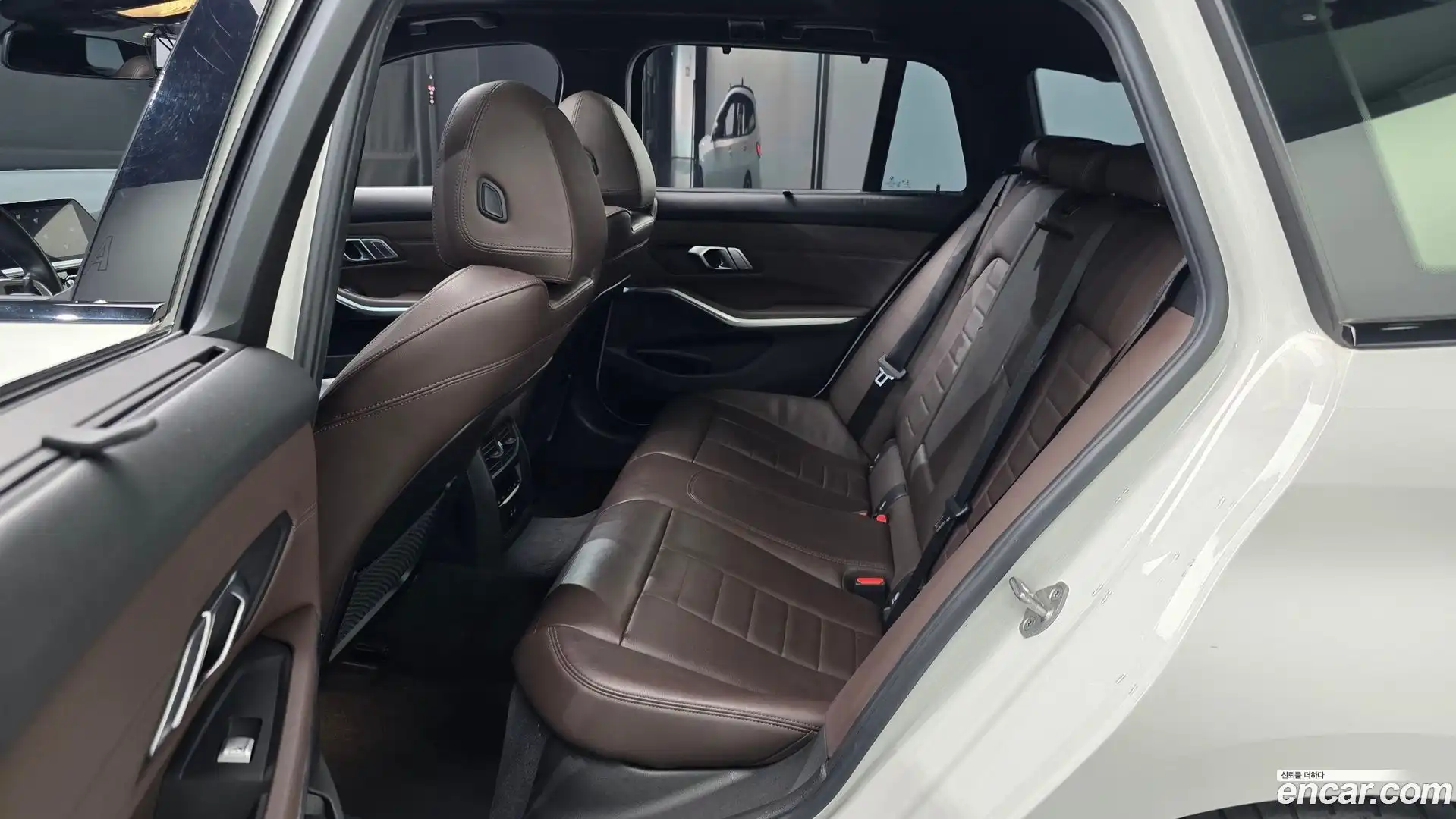 3-Series BMW 2022.3-OPTION-016