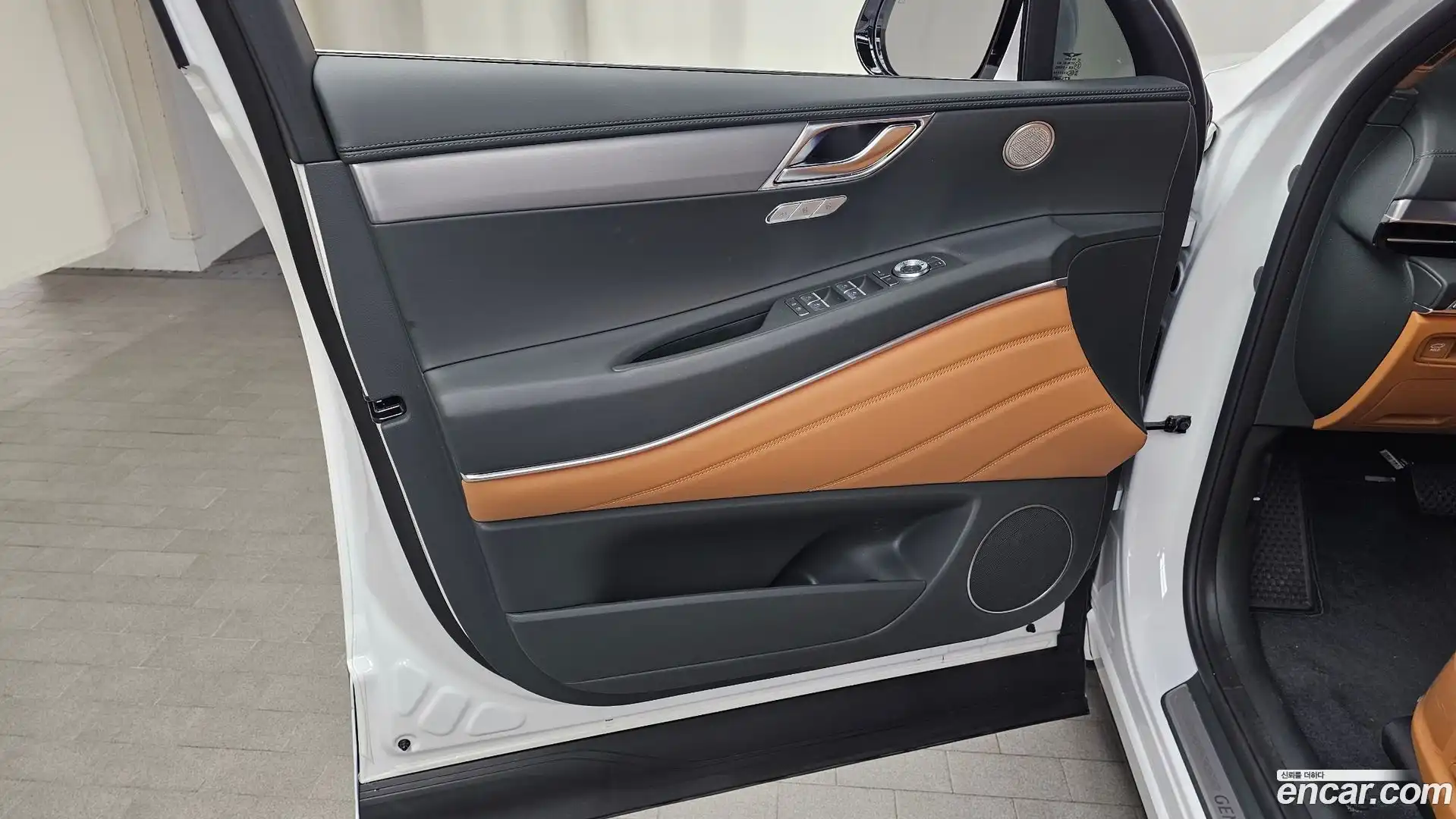 GV80 Genesis 2026.3-INNER-034