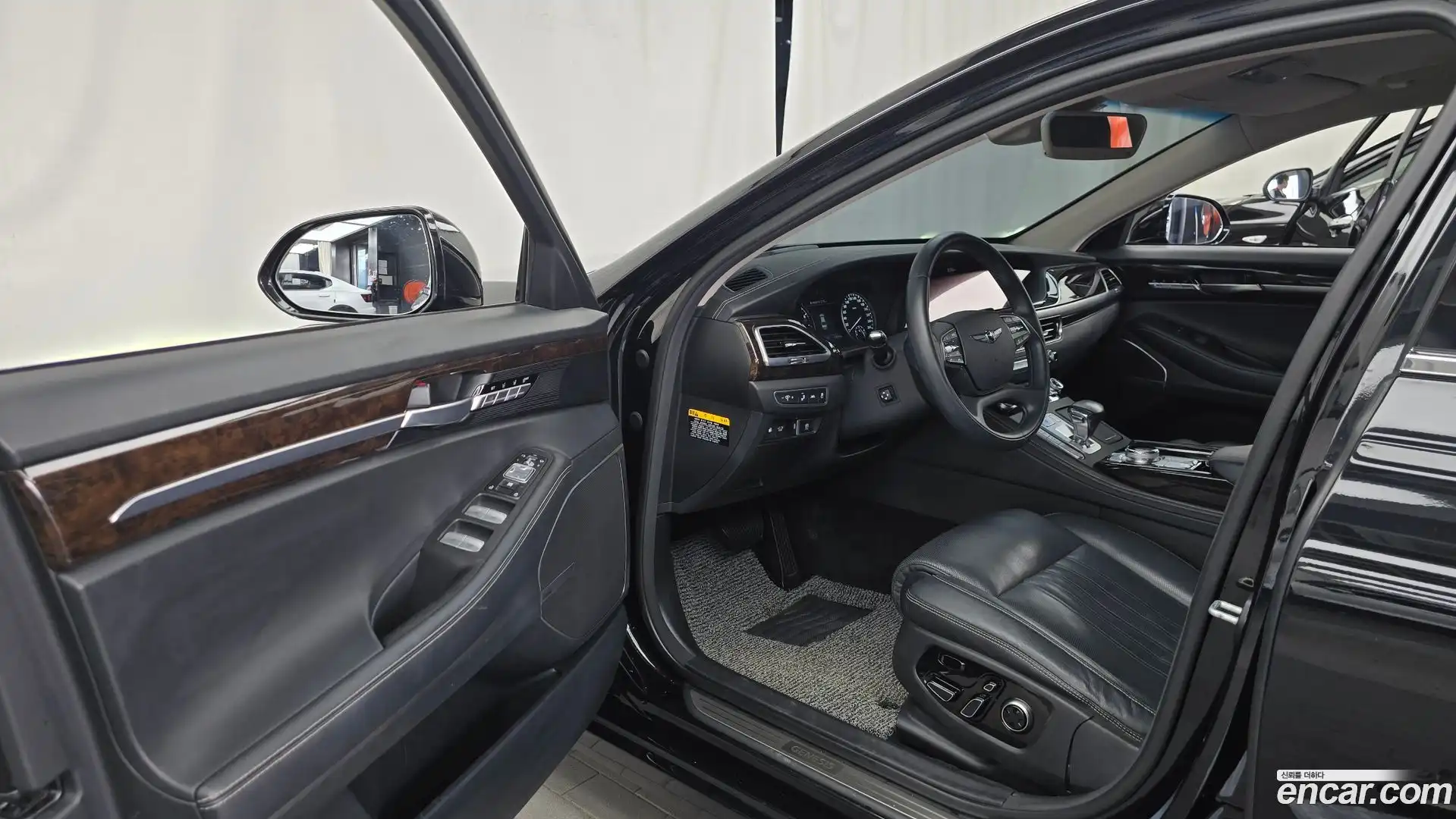 G90 Genesis 2019.11-INNER-010