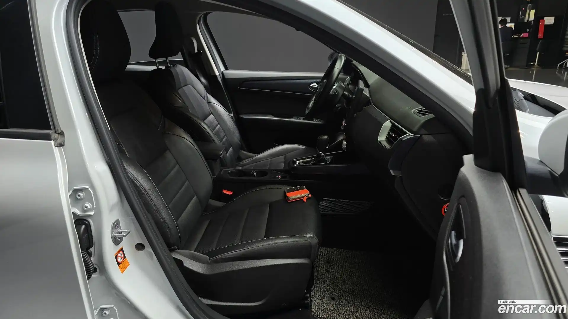 XM3 Renault Korea 2020.10-INNER-036