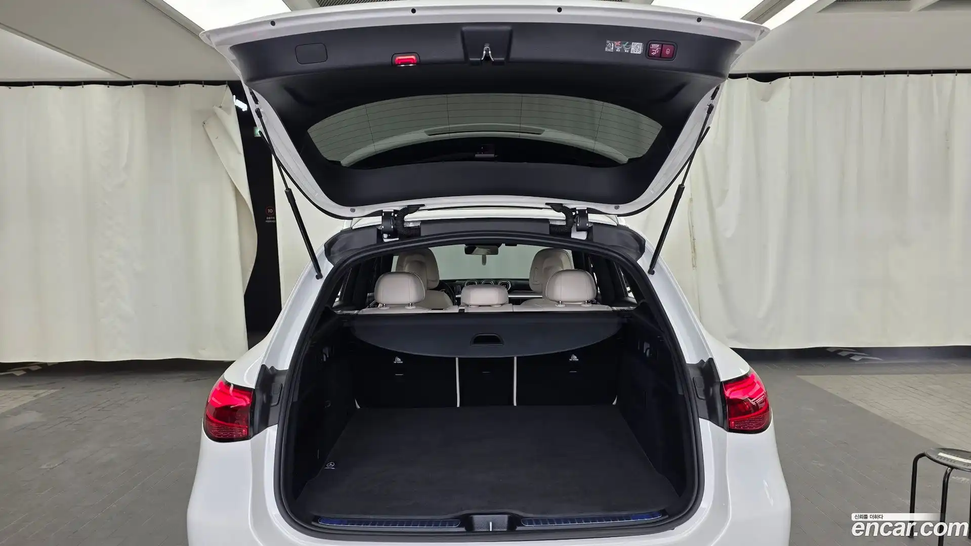GLC-Class Mercedes-Benz 2024.9-OPTION-024
