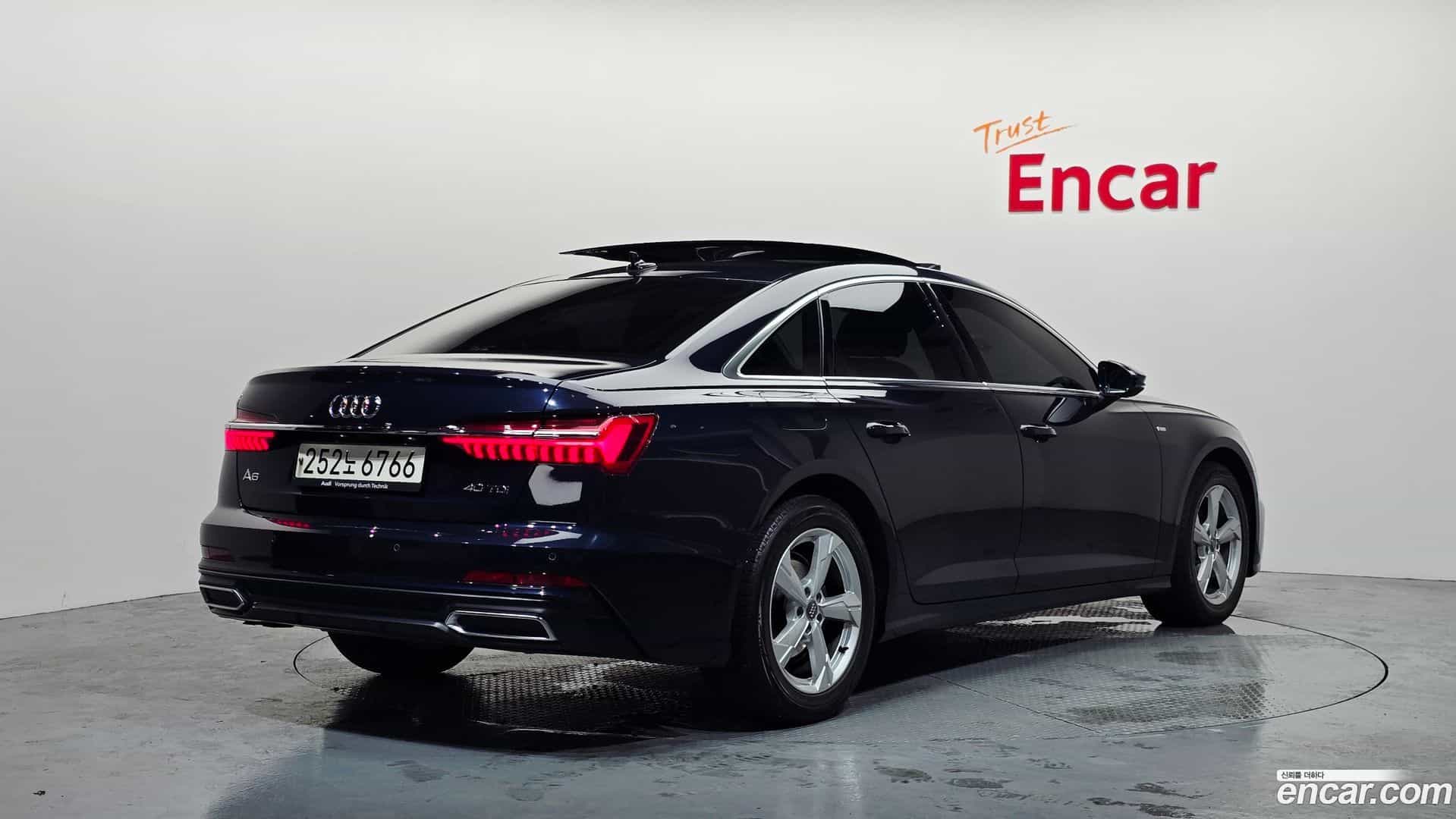 A6 Audi 2021.11-OUTER-002
