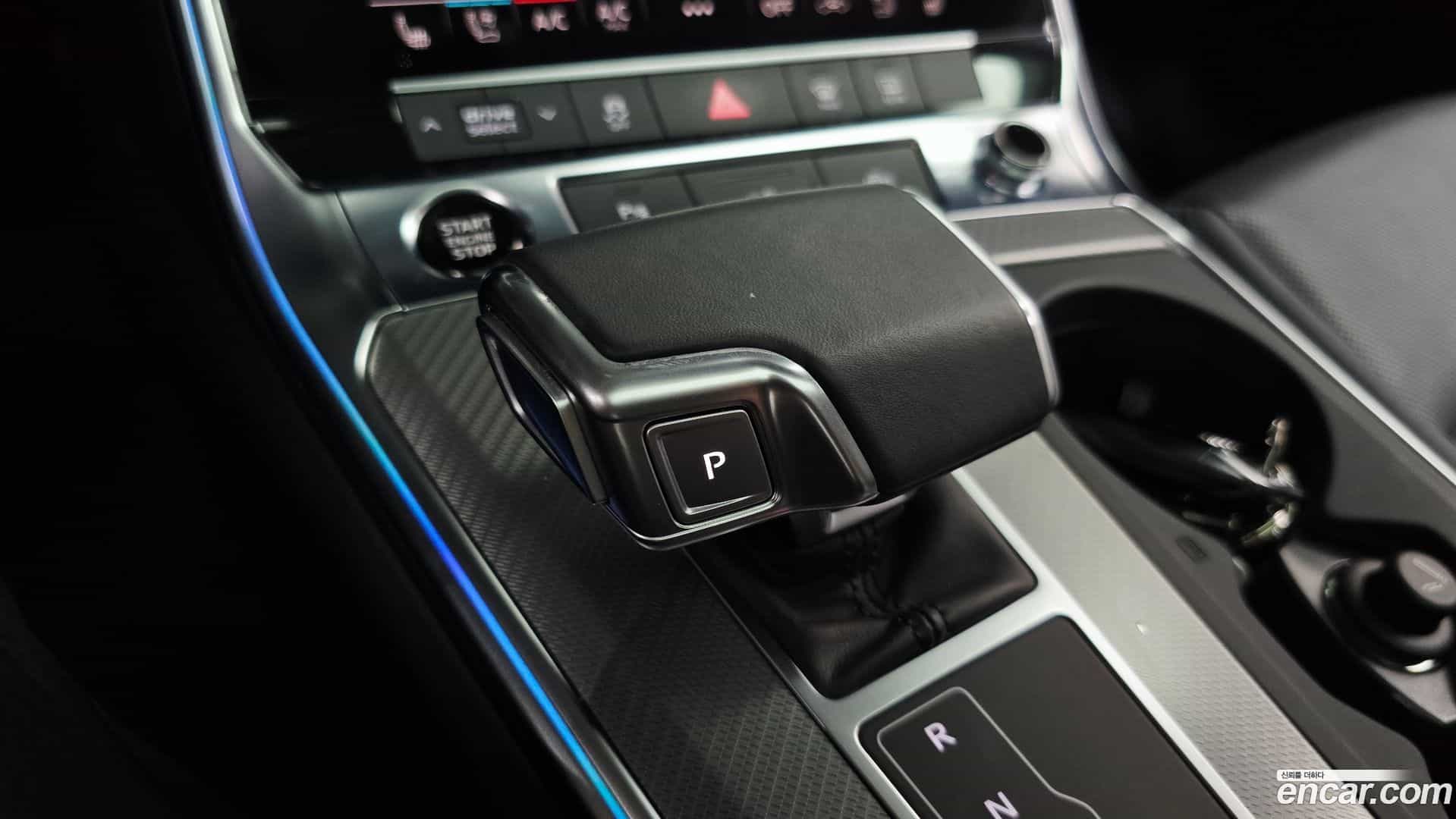 A6 Audi 2021.11-INNER-009