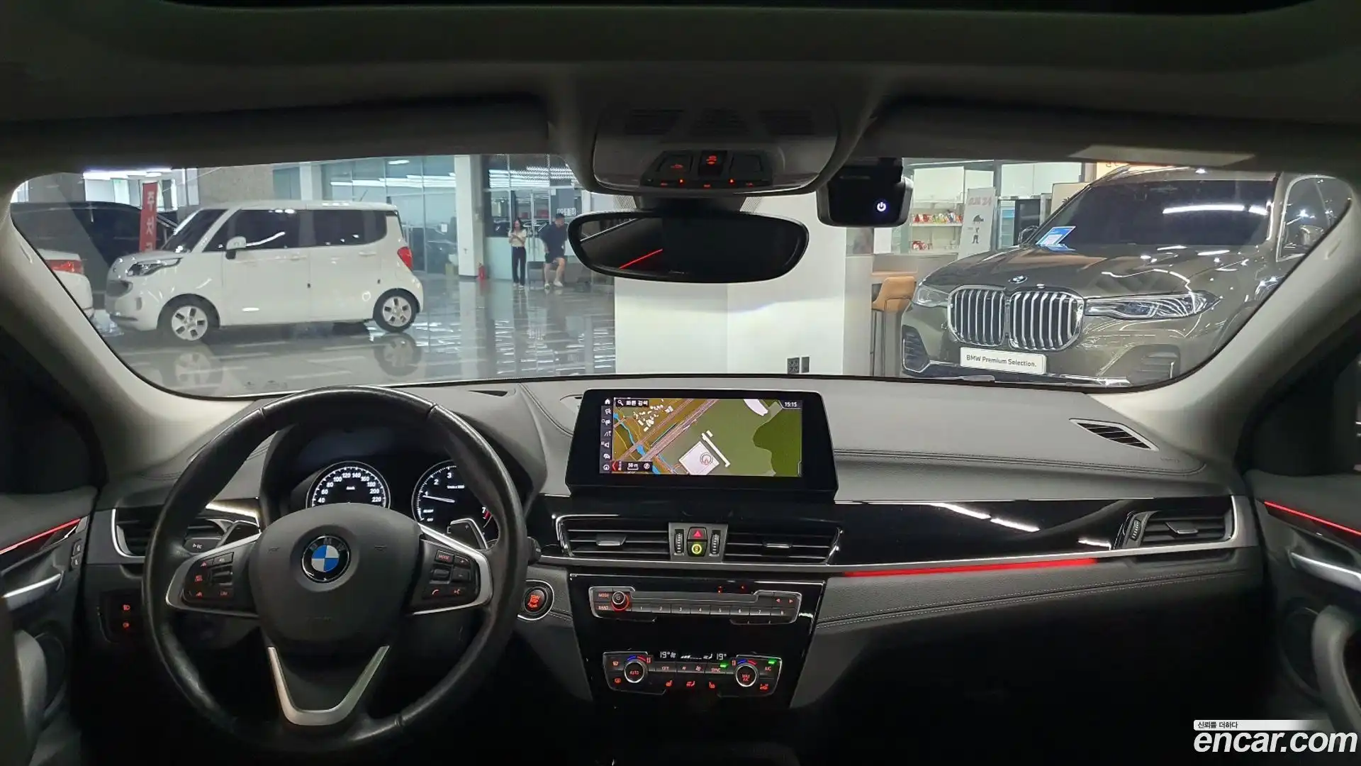 X2 (F39) BMW 2021.6-INNER-007