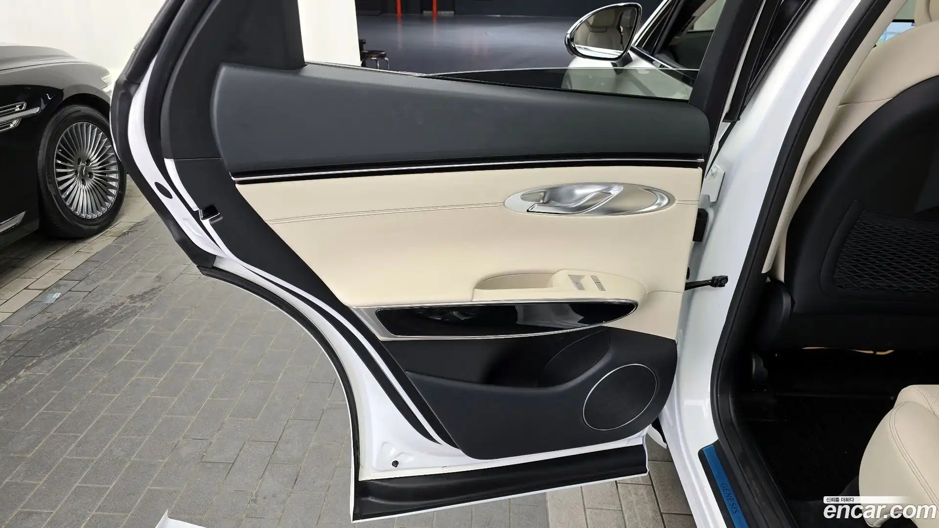 GV70 Genesis 2024.2-INNER-035