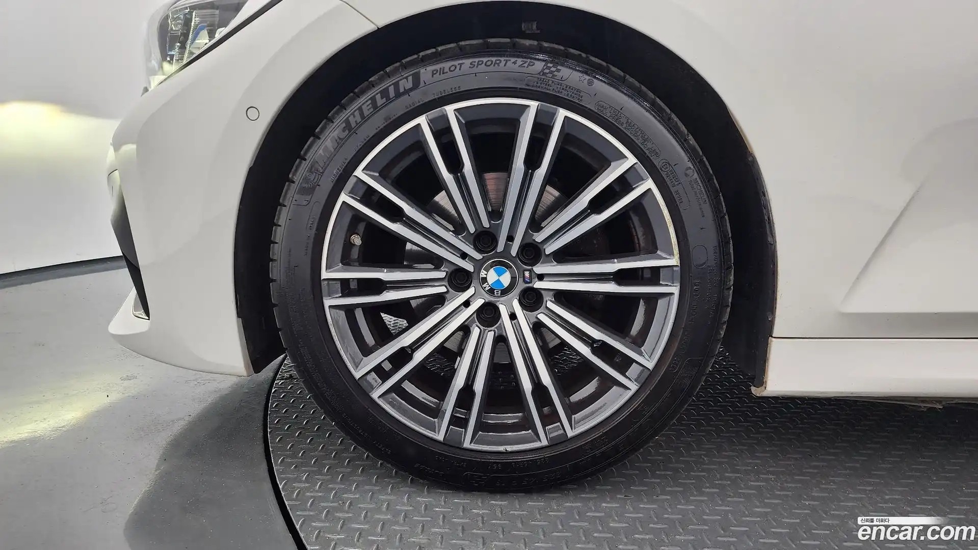 3-Series BMW 2020.3-OUTER-005