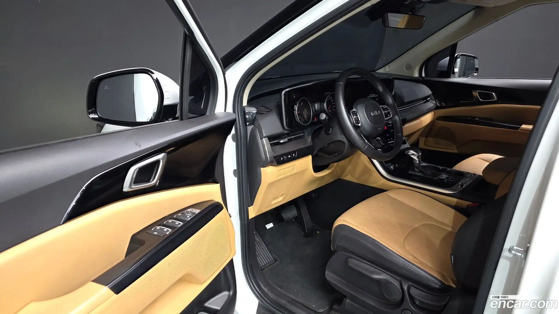 Canival Kia 2023.8-INNER-010